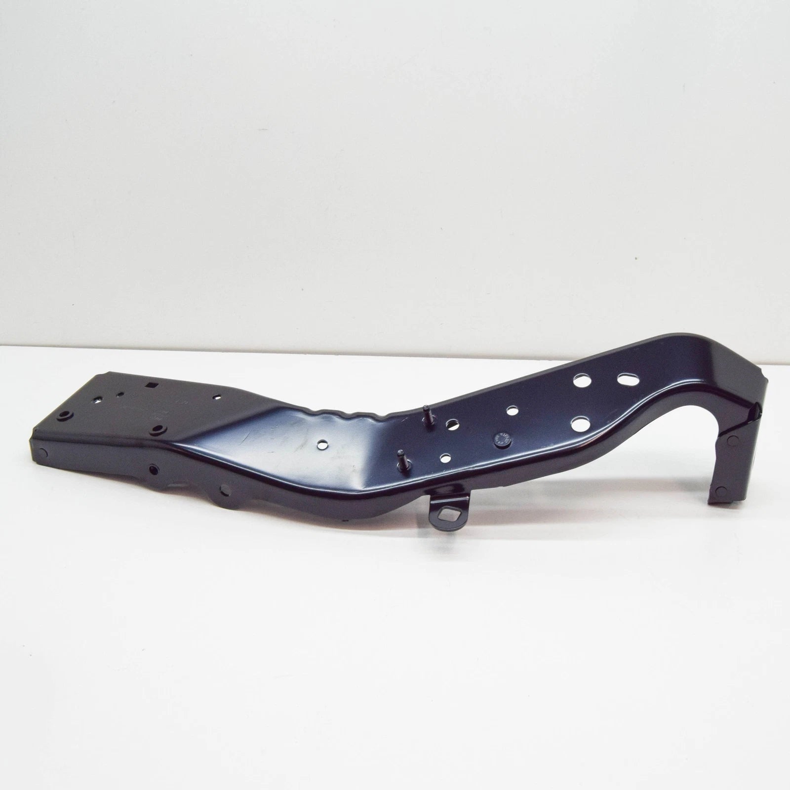 NEW AUDI A8 4N FRONT RIGHT FENDER BRACE 4N0821132G ORIGINAL