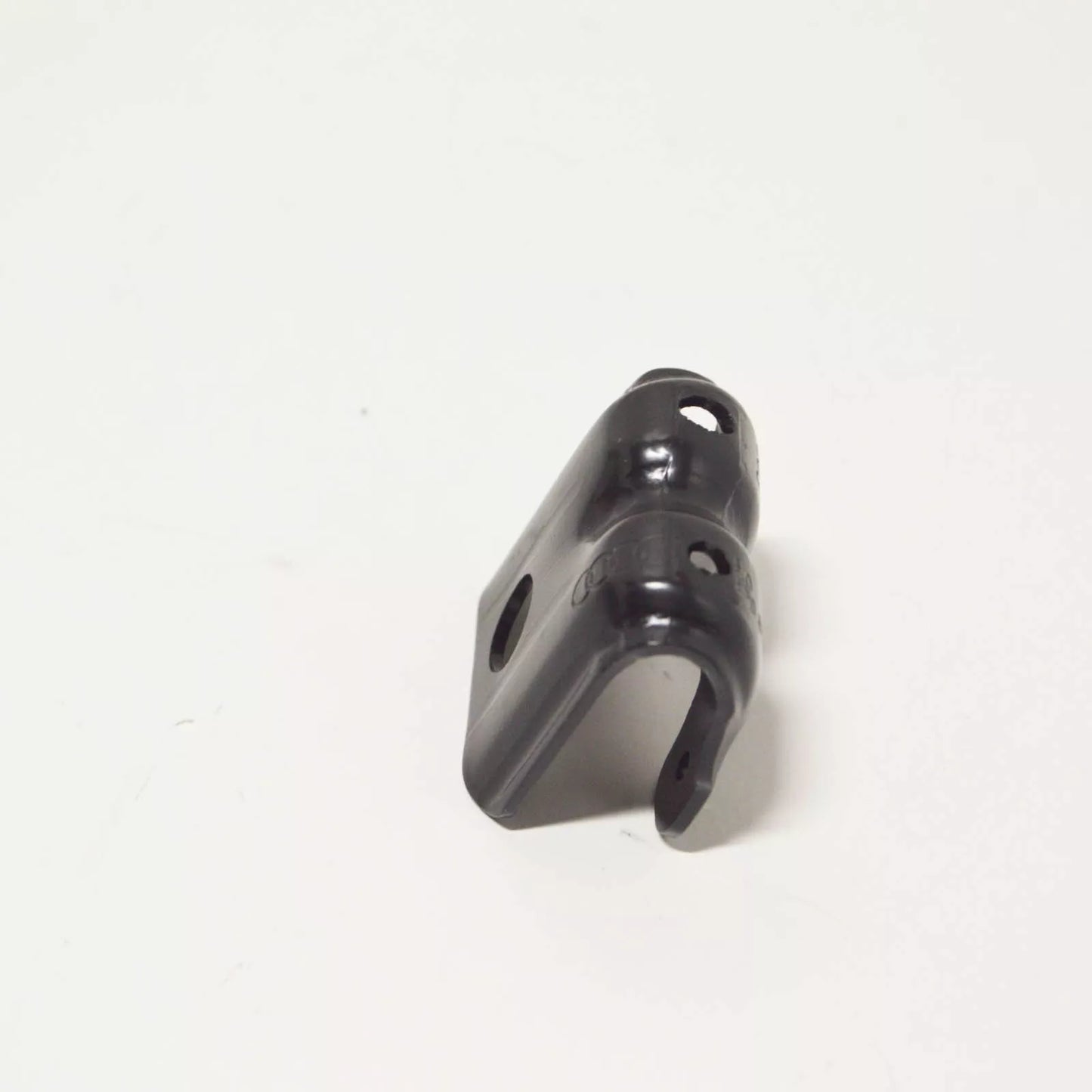 NEW AUDI A3 8PA SPORTBACK FRONT FENDER BRACKET 8P0821471 ORIGINAL