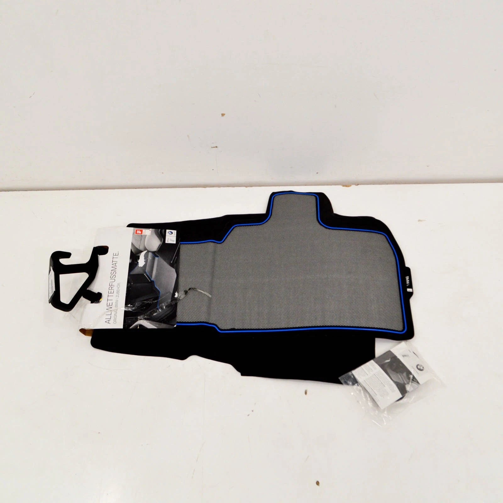 NEW BMW I3 I01 INTERIOR FRONT FLOOR MAT RHD 51472349826 2349826 ORIGINAL