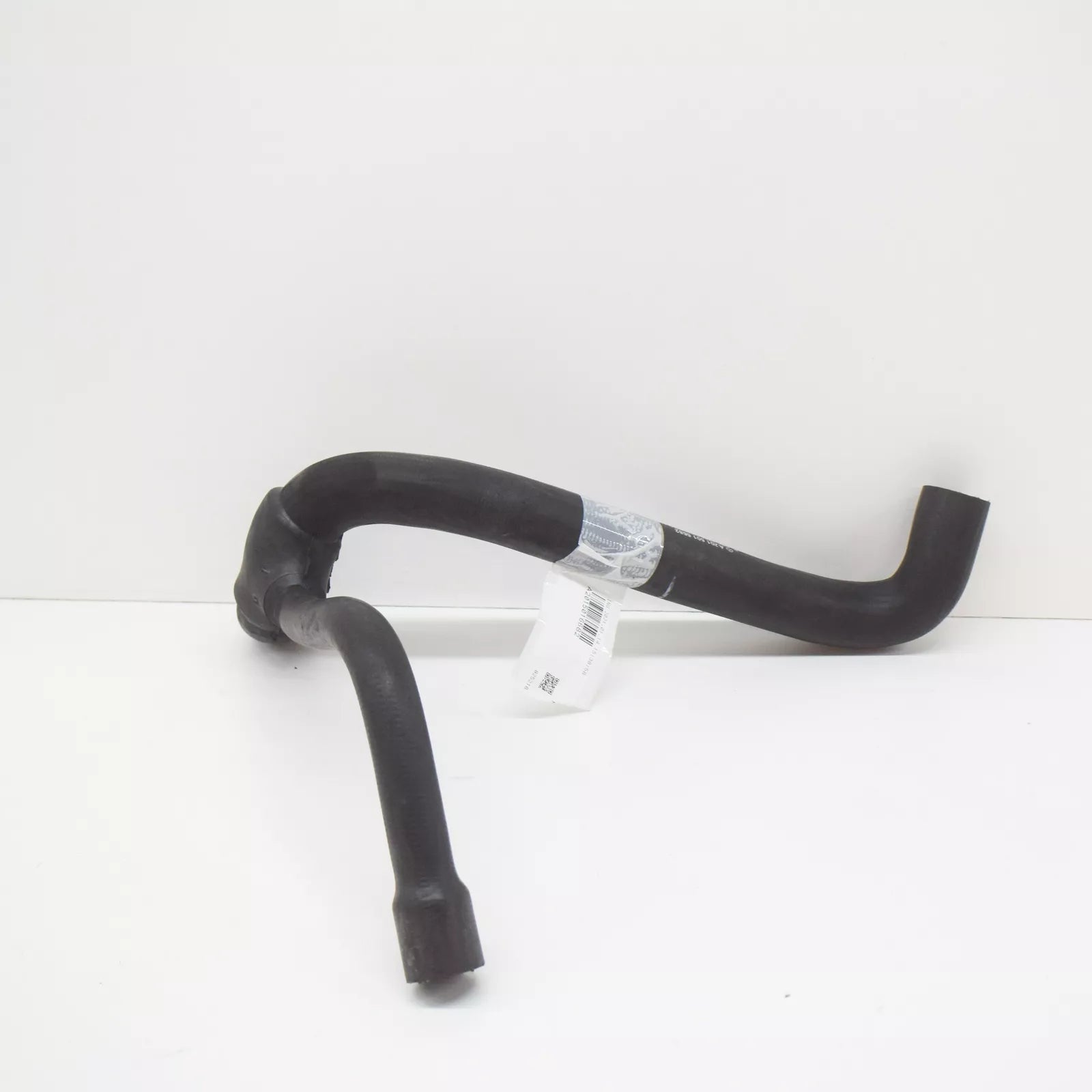 NEW MERCEDES-BENZ 190 W201 RADIATOR HOSE A2015016682 ORIGINAL