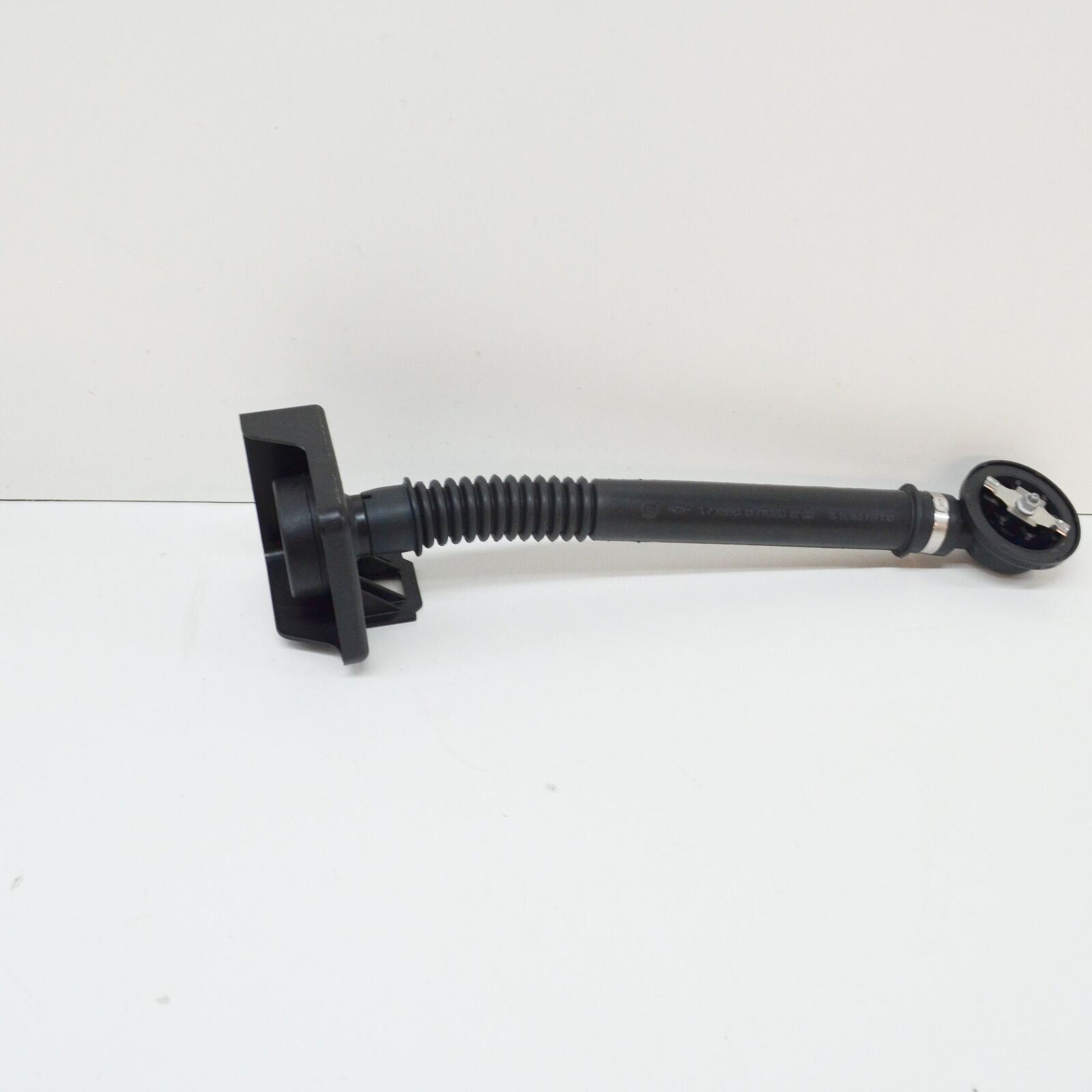 NEW MERCEDES-BENZ VITO W447 OIL FILLER NECK A6510105110 ORIGINAL