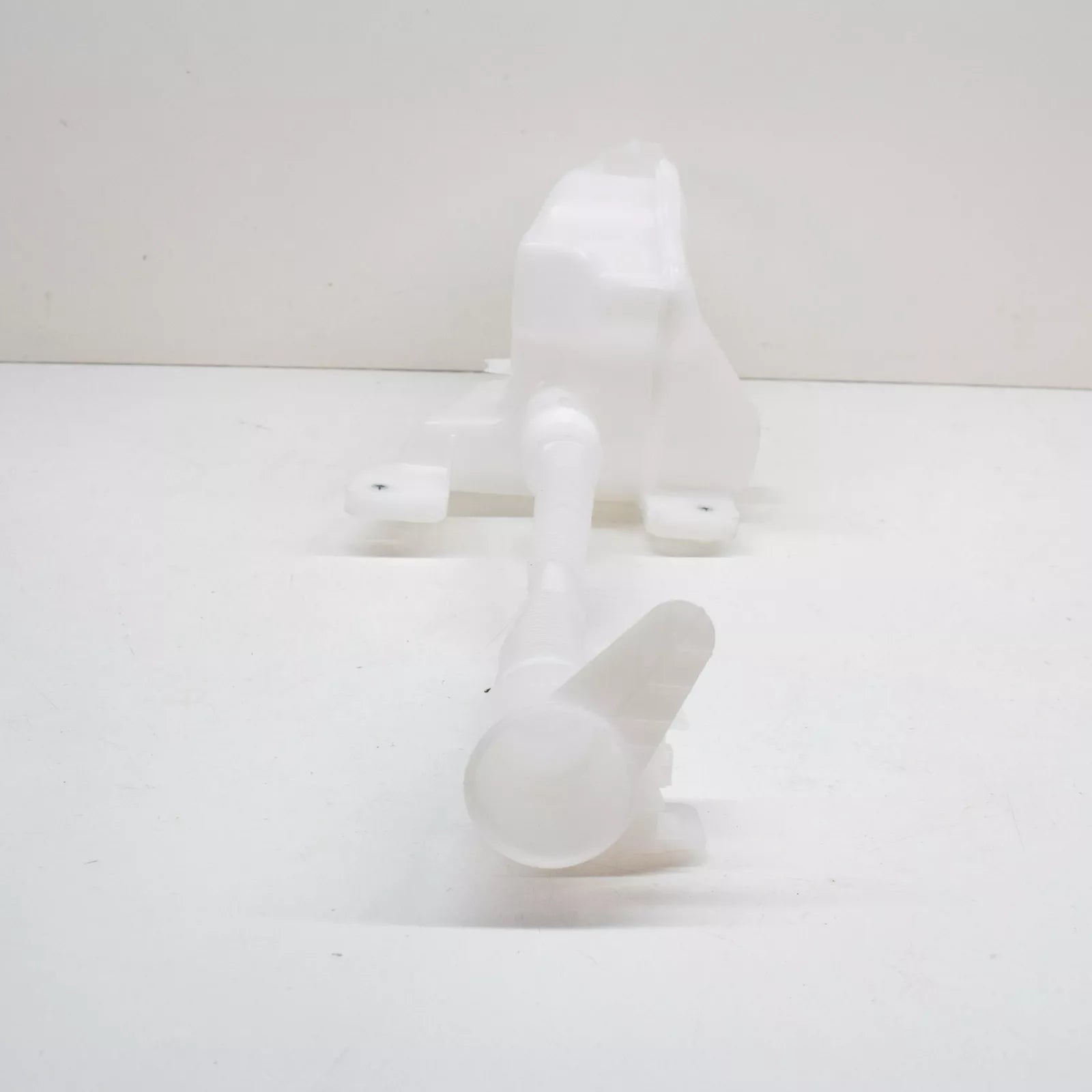 NEW VOLKSWAGEN T-ROC WINDSHIELD WASHER RESERVOIR TANK 2GA955453E