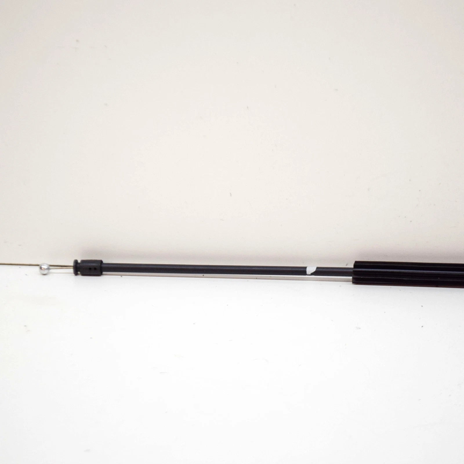 NEW VOLKSWAGEN AMAROK FRONT BONNET HOOD LID LOCK CABLE 2H0823531