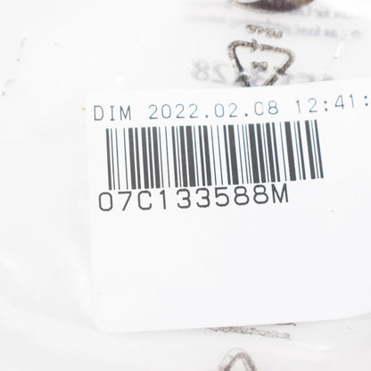 NEW VOLKSWAGEN JETTA A6 MK6 CYLINDER HEAD GROMMET 07C133588M ORIGINAL