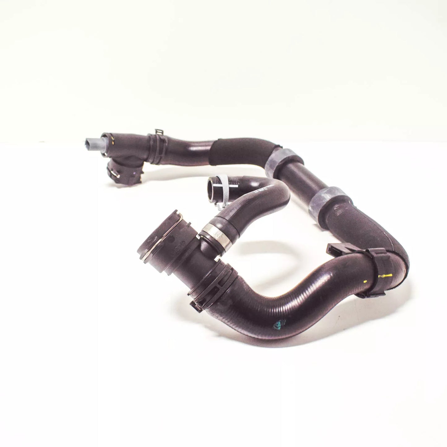NEW VOLKSWAGEN GOLF MK7 5G COOLANT HOSE 5Q0122051AN