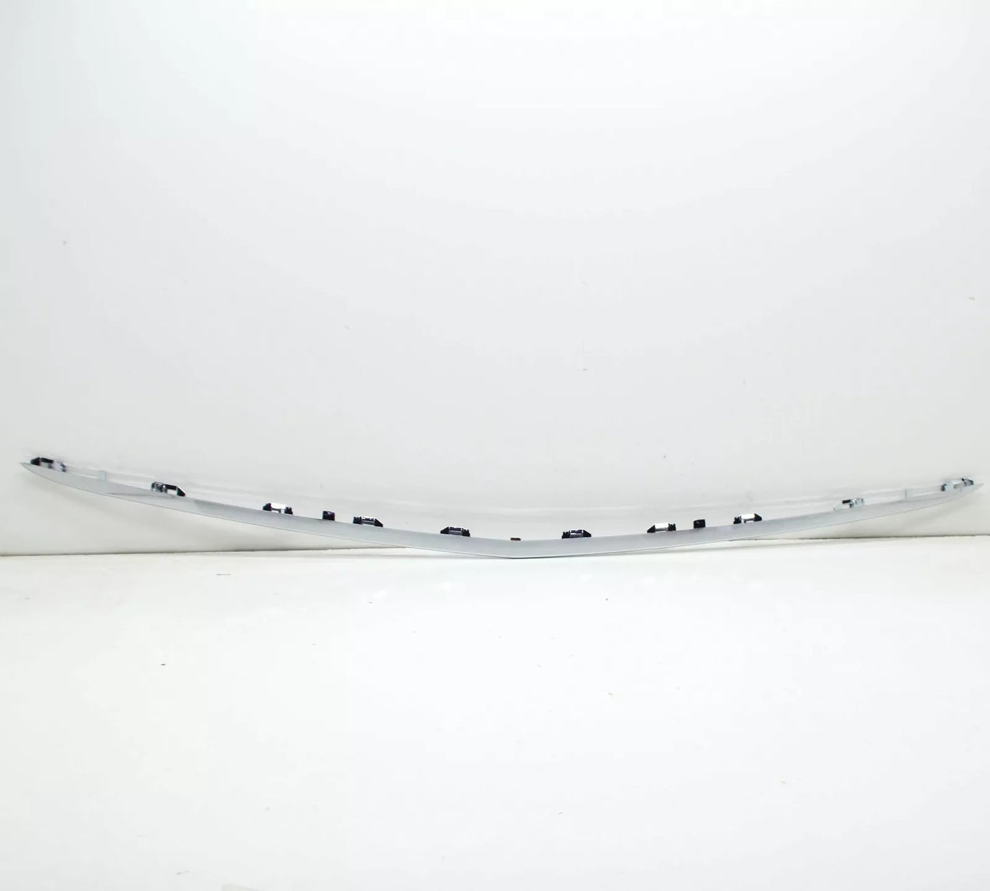 NEW MERCEDES-BENZ CLS C218 FRONT BUMPER CENTER MOLDING A2188851374