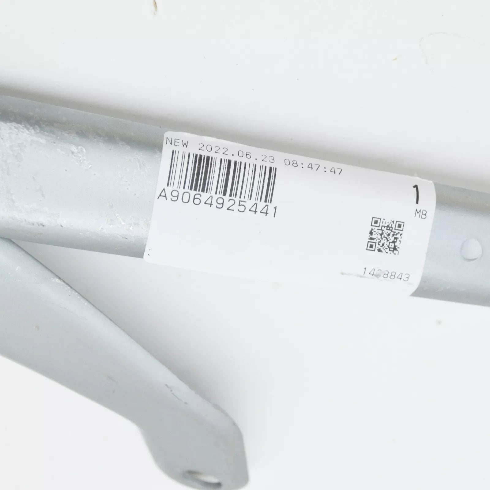 NEW MB SPRINTER W906 EXHAUST SYSTEM TO TRANSMISSION BRACKET A9064925441 ORIGINAL