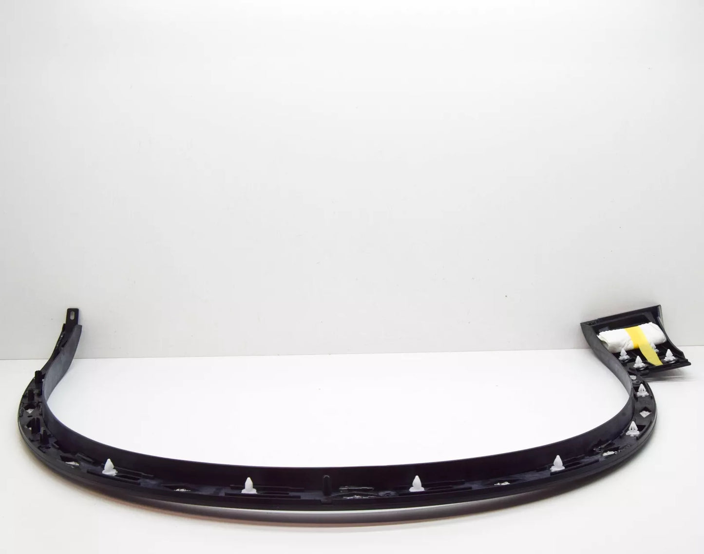 NEW VW TOUAREG 7P FRONT LEFT FENDER WHEEL COVER MOLDING 7P6853717GGRU ORIGINAL