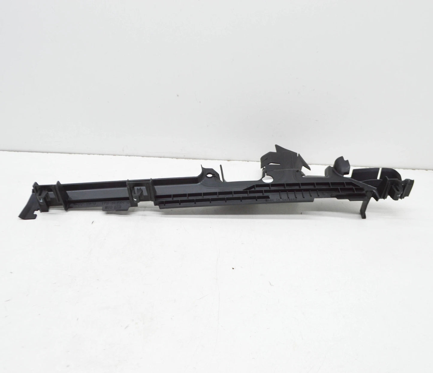 NEW VOLKSWAGEN E-GOLF MK7 5G LEFT RADIATOR AIR GUIDE 5GE121283G ORIGINAL