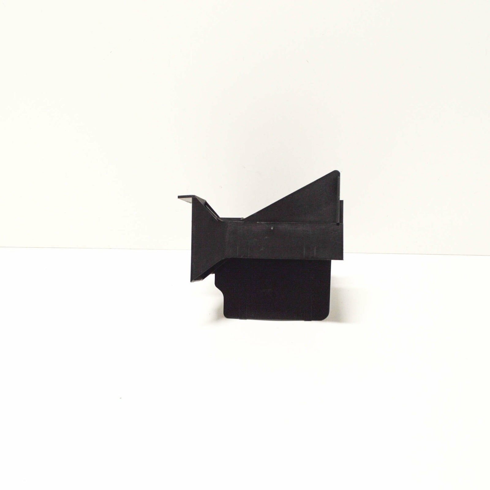 NEW MERCEDES BENZ VIANO W639 FRONT RIGHT BUMPER BRACKET A6398851914 ORIGINAL