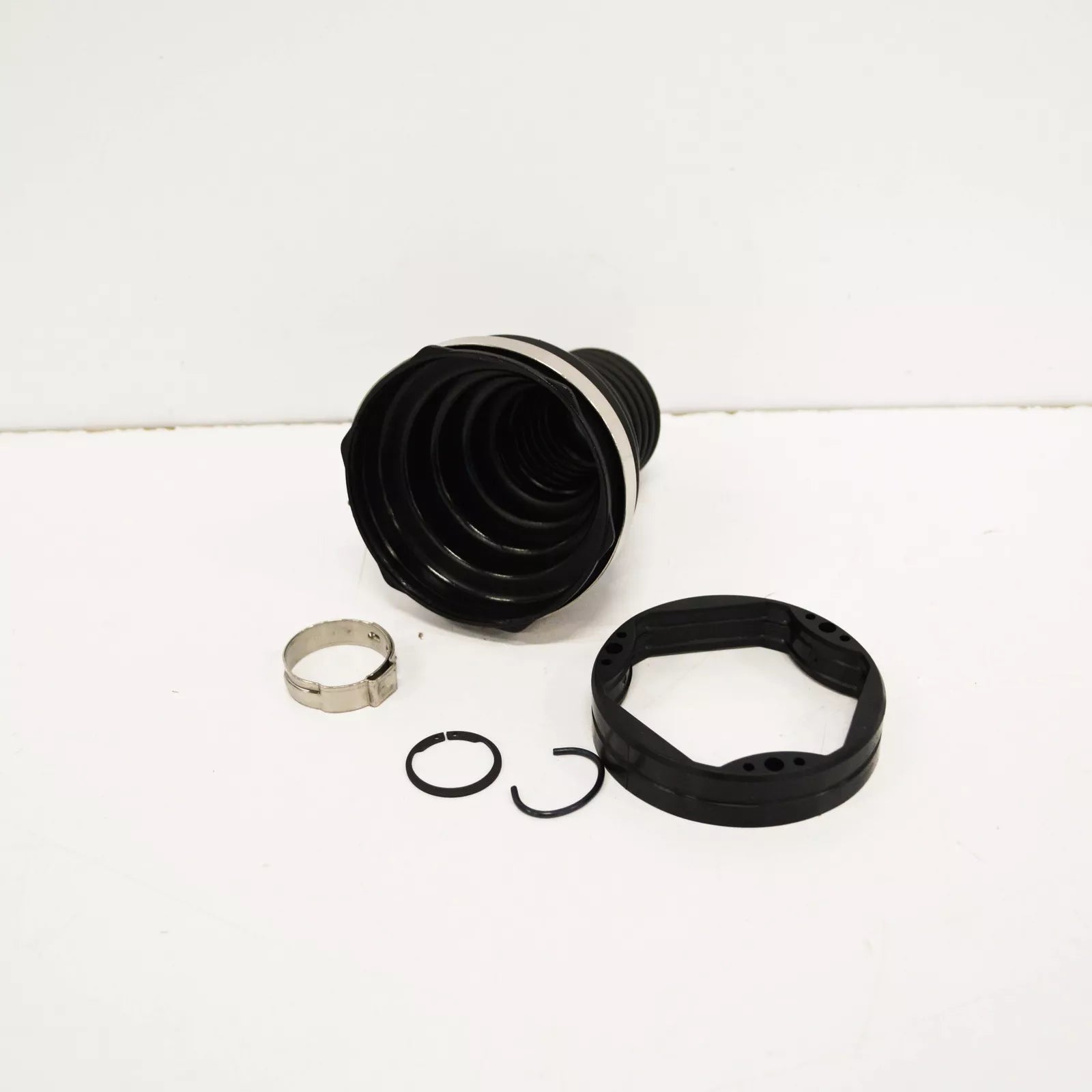 NEW BMW X5 F15 FRONT AXLE INNER CV JOINT BOOT REPAIR KIT 31607608095 ORIGINAL