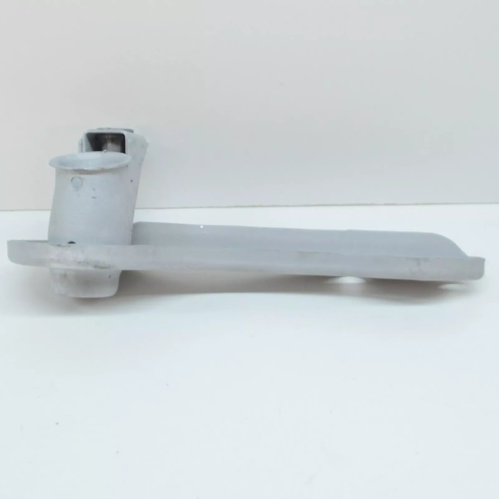 NEW BMW 1 E81 REAR AXLE LEFT PUSH ROD 33326784315 6784315 ORIGINAL