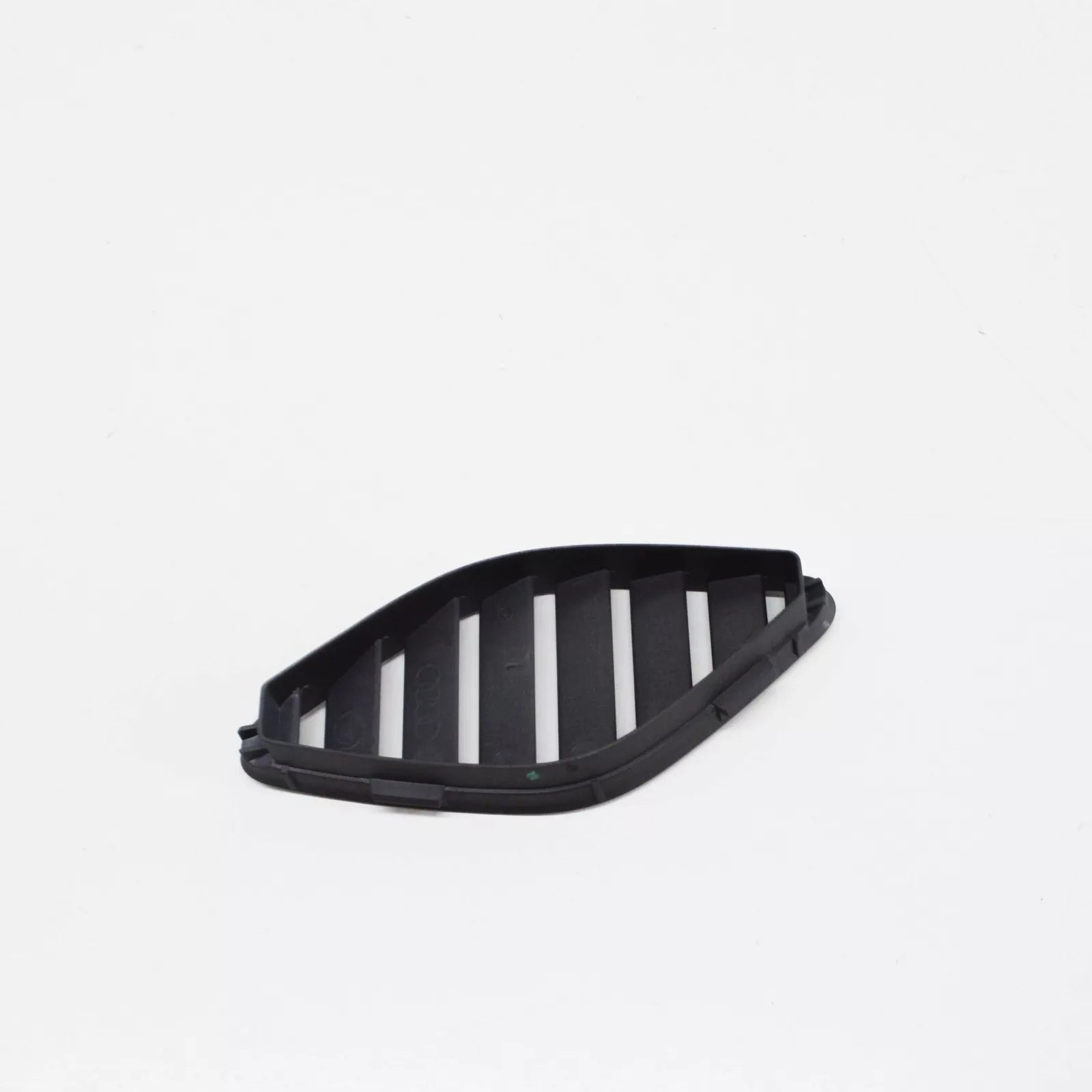 NEW AUDI A3 SPORTBACK 8V LEFT DASHBOARD AIR VENT RHD 8V28197936PS ORIGINAL