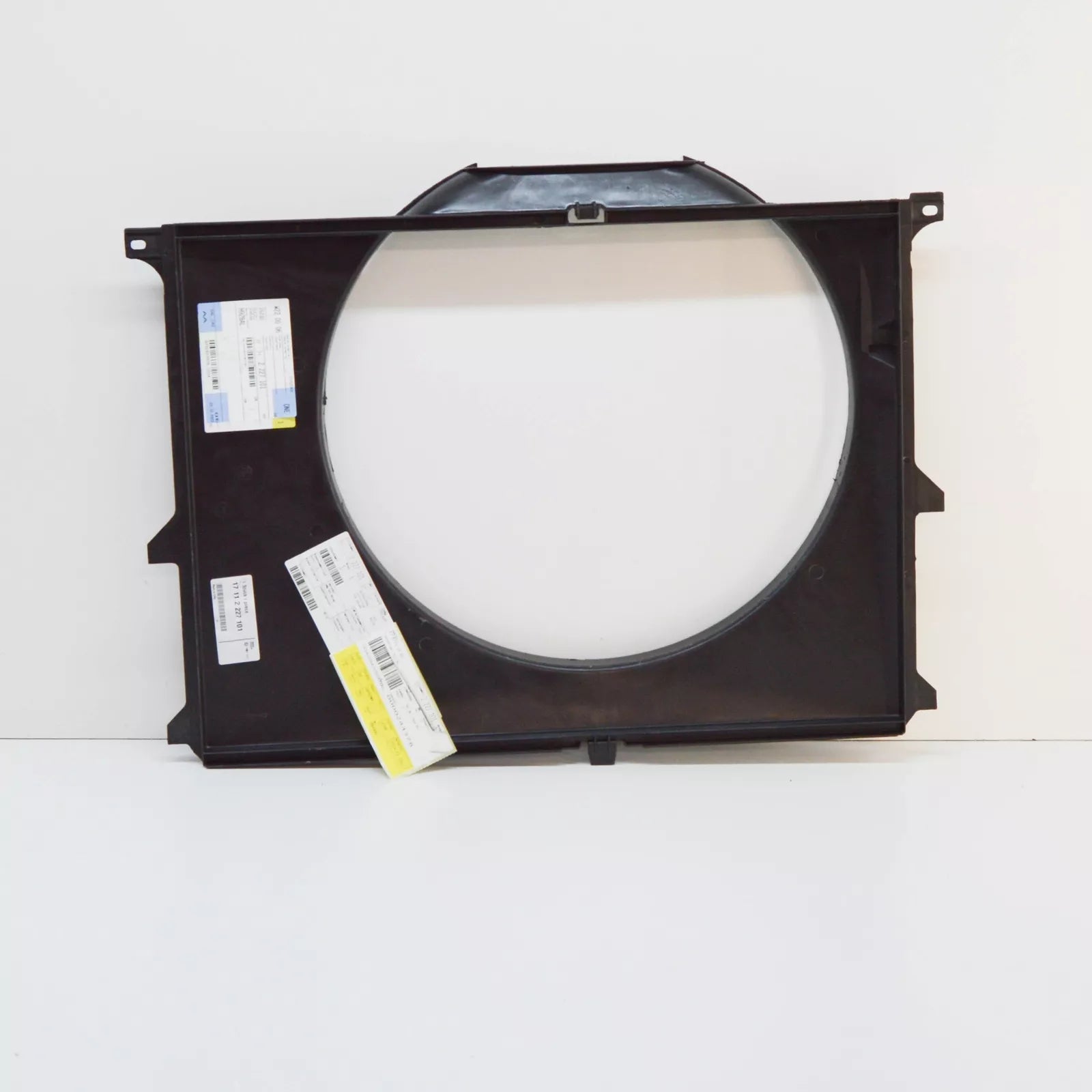 NEW BMW 5 E34 RADIATOR FAN SHROUD 17112227101 2227101 ORIGINAL