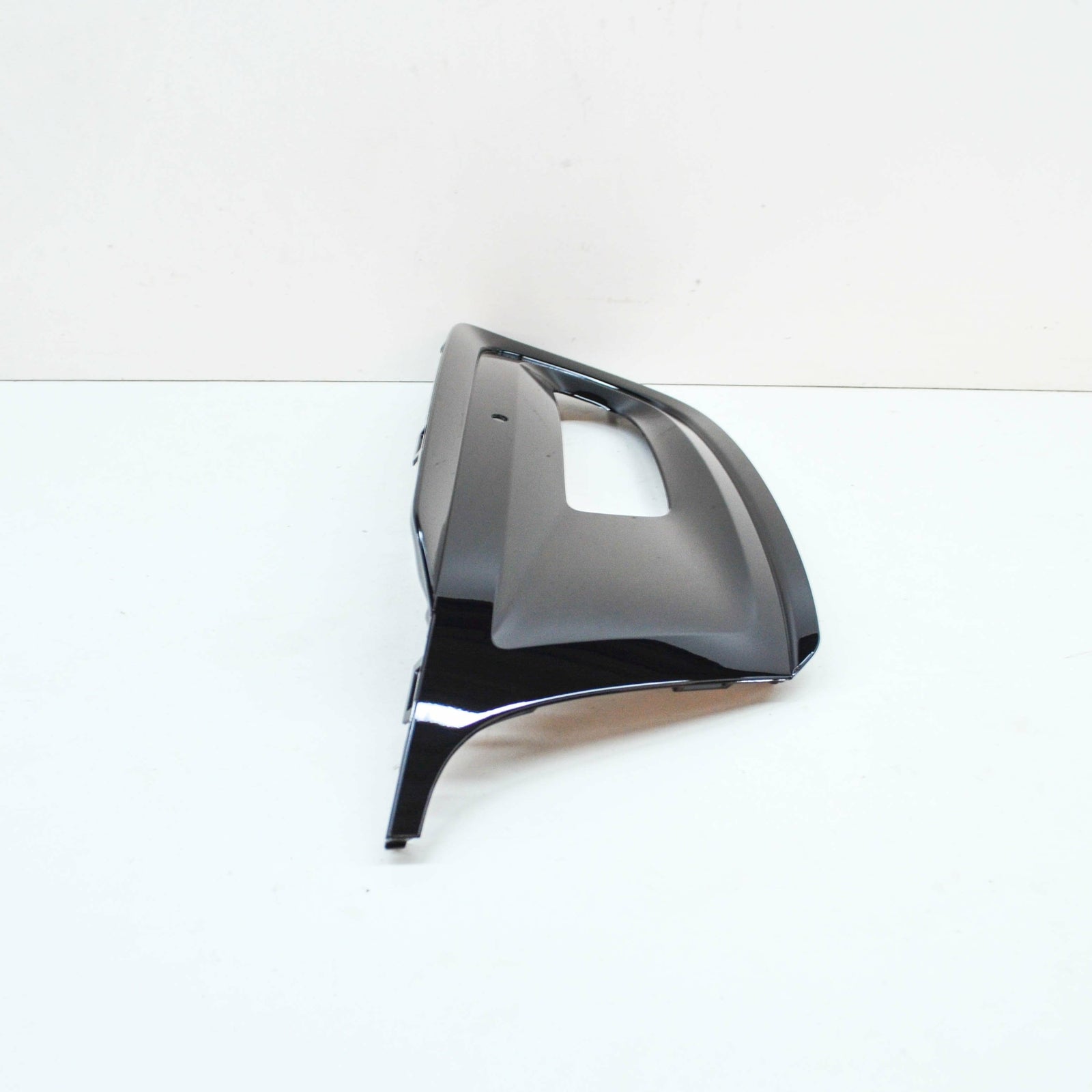 NEW VW POLO 6R FRONT BUMPER RIGHT GRILLE R-LINE 6C0853666F041 ORIGINAL