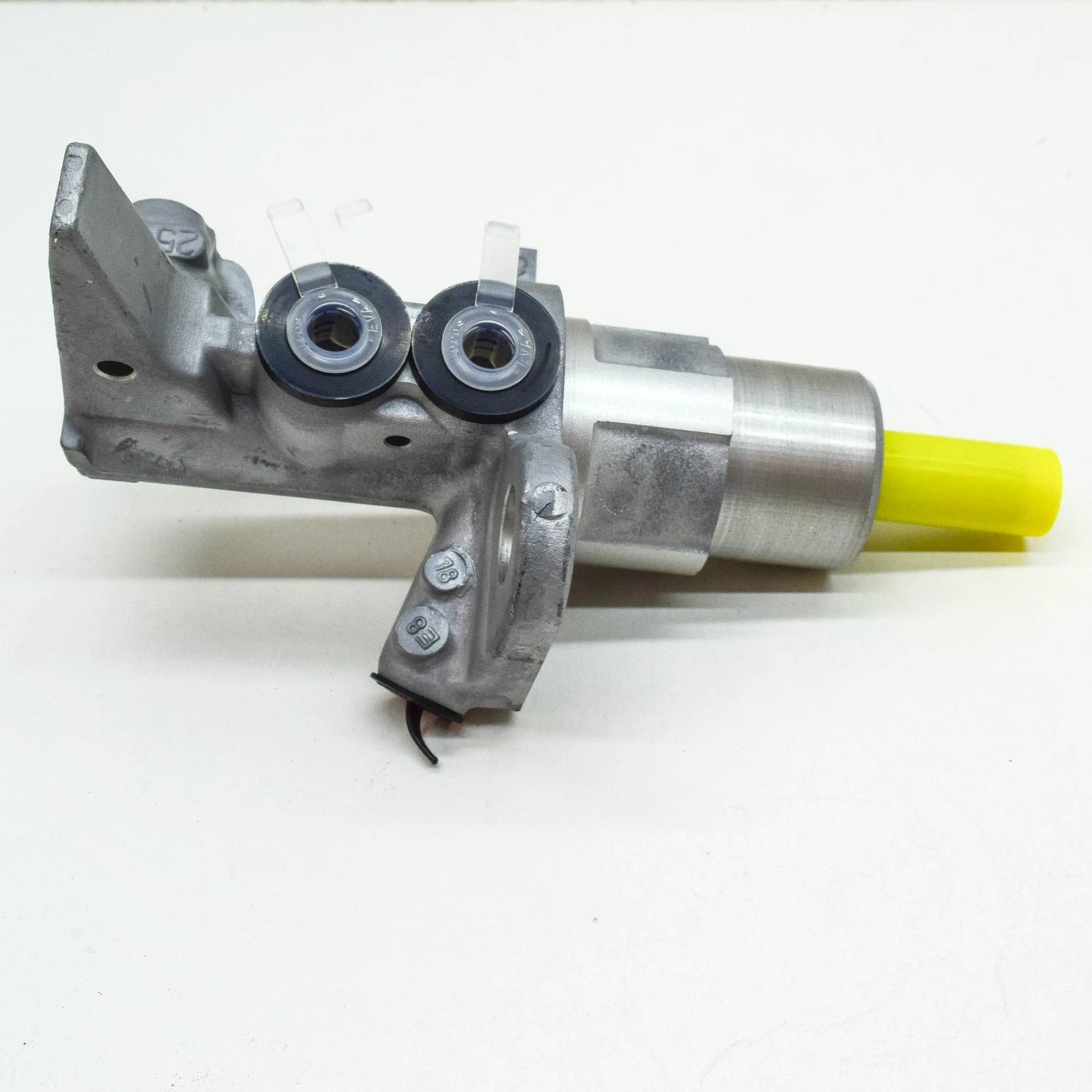 NEW AUDI A7 SPORTBACK 4G BRAKE MASTER CYLINDER 4G1611021C ORIGINAL