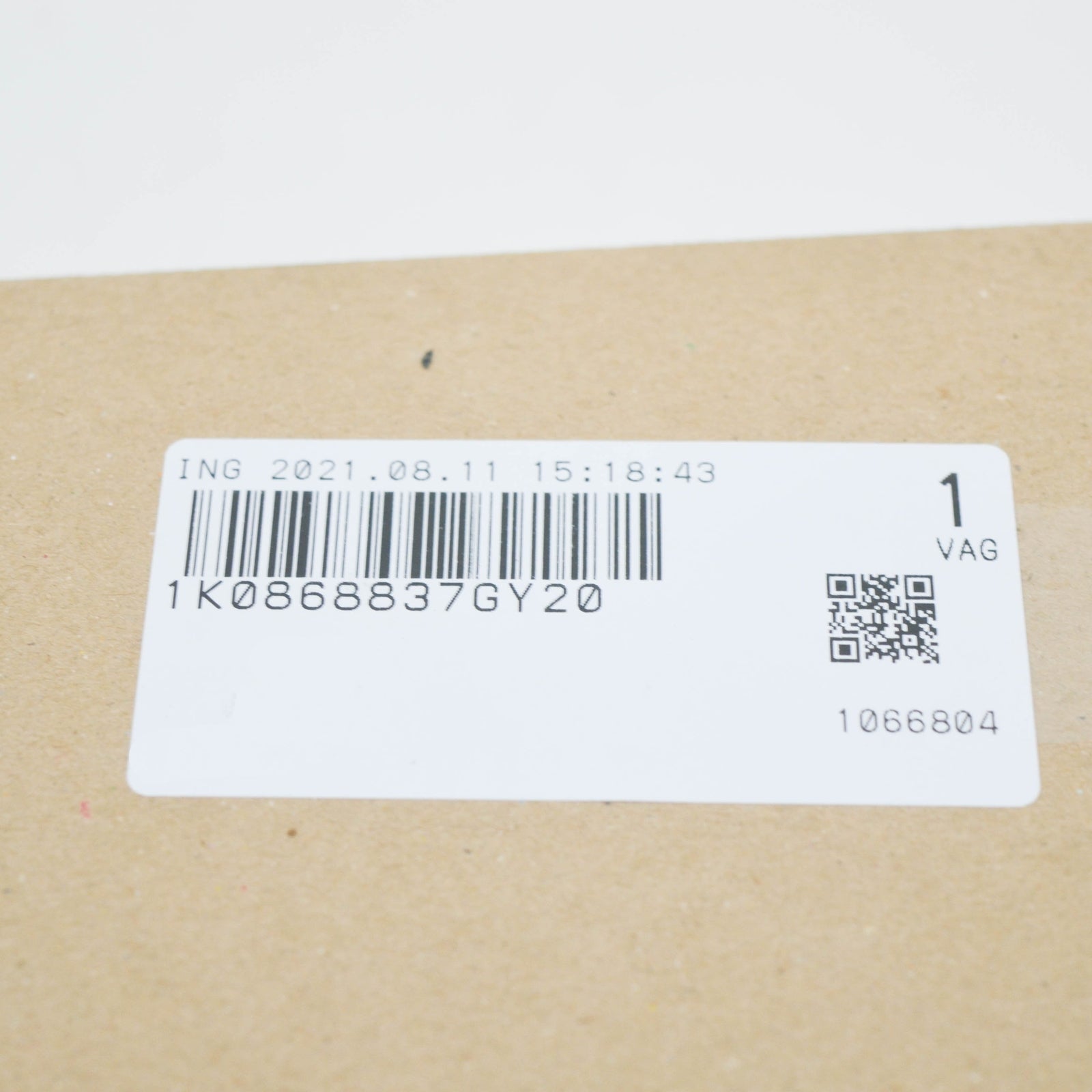 NEW VOLKSWAGEN CC GLASSES STORAGE COMPARTMENT 1K0868837G Y20 ORIGINAL