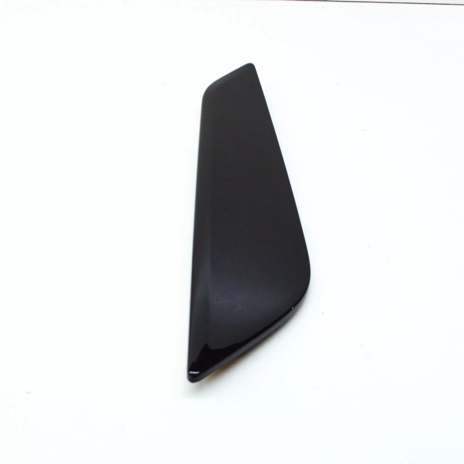 NEW BMW 5 G30 FRONT RIGHT SIDEWALL AIR DUCT TRIM 51747439014 ORIGINAL