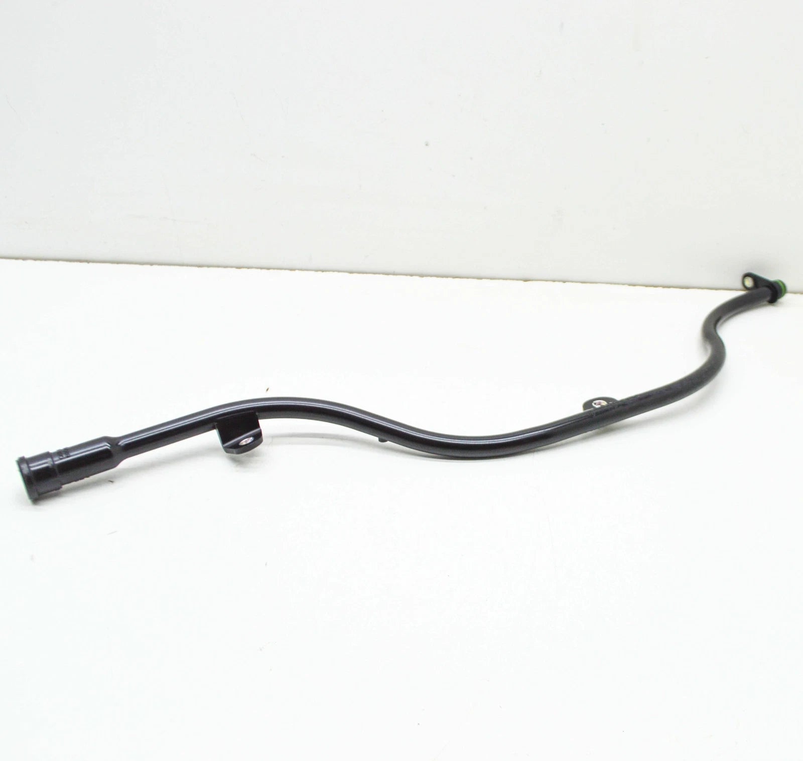 NEW VOLKSWAGEN AMAROK ENGINE OIL DIPSTICK TUBE 059115630BF