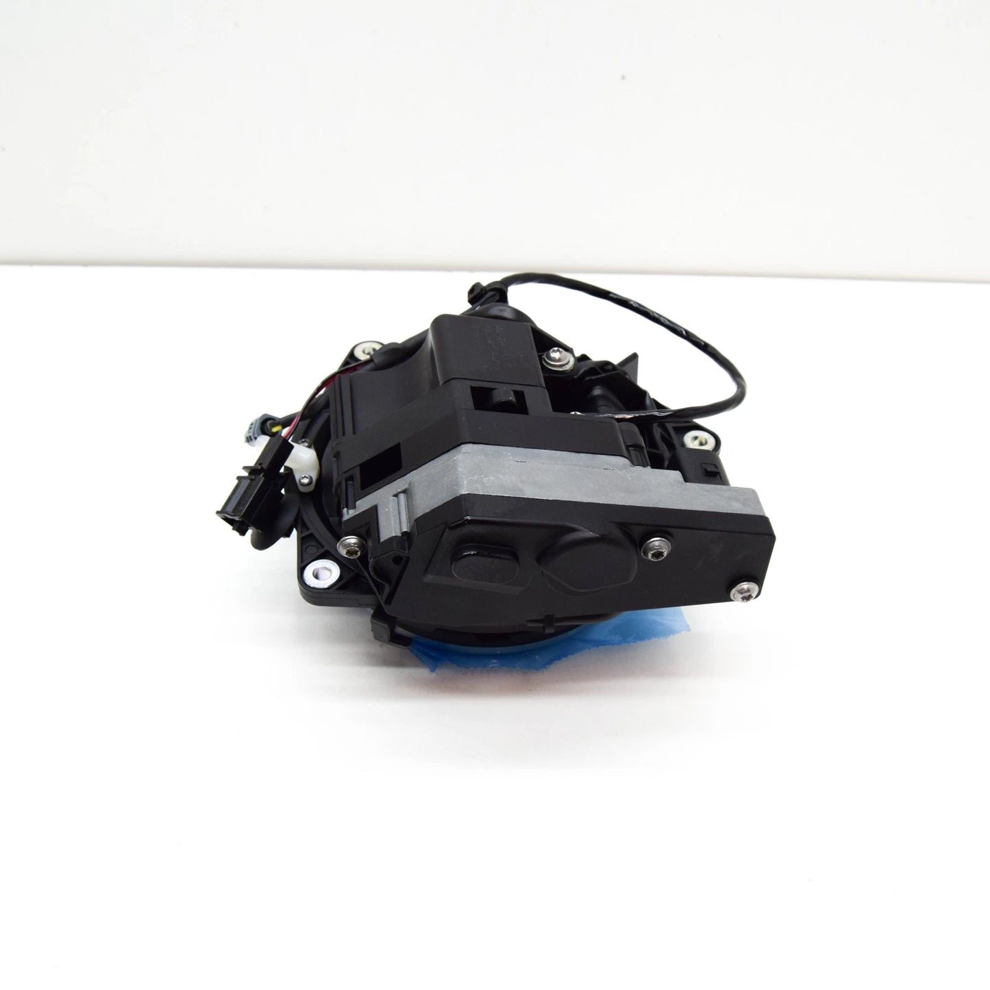 NEW VW CC REAR LID OPERATING MECHANISM WITH MICRO SWITCH 3AE827469RFXC ORIGINAL