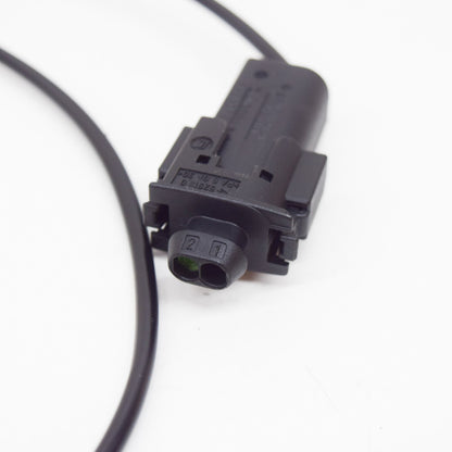 NEW MERCEDES-BENZ C-CLASS W203 FRONT INDICATOR BULB HOLDER A2038260182 ORIGINAL