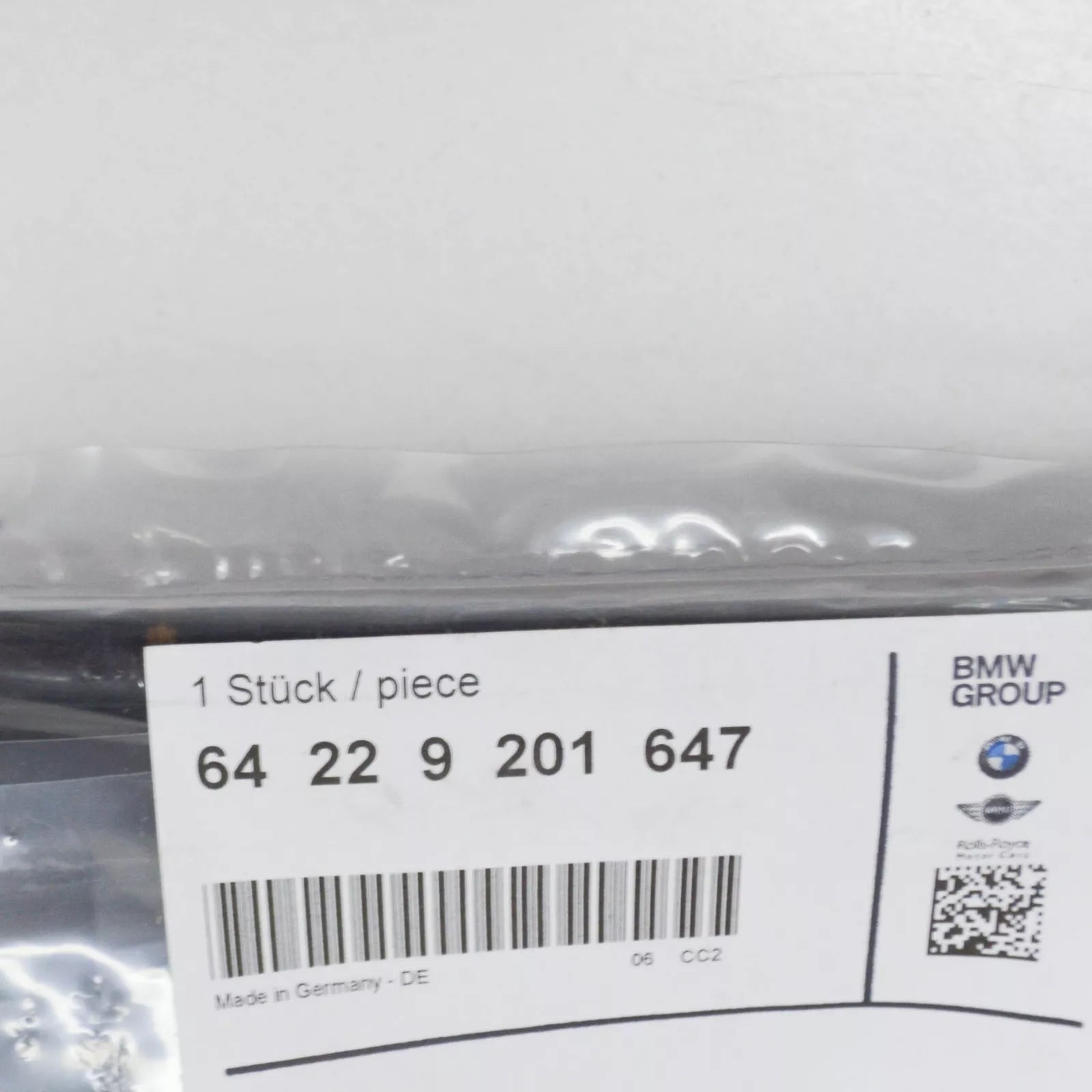 NEW BMW 1 F20 REAR QUARTER PANEL AIR VENT 64229201647 ORIGINAL