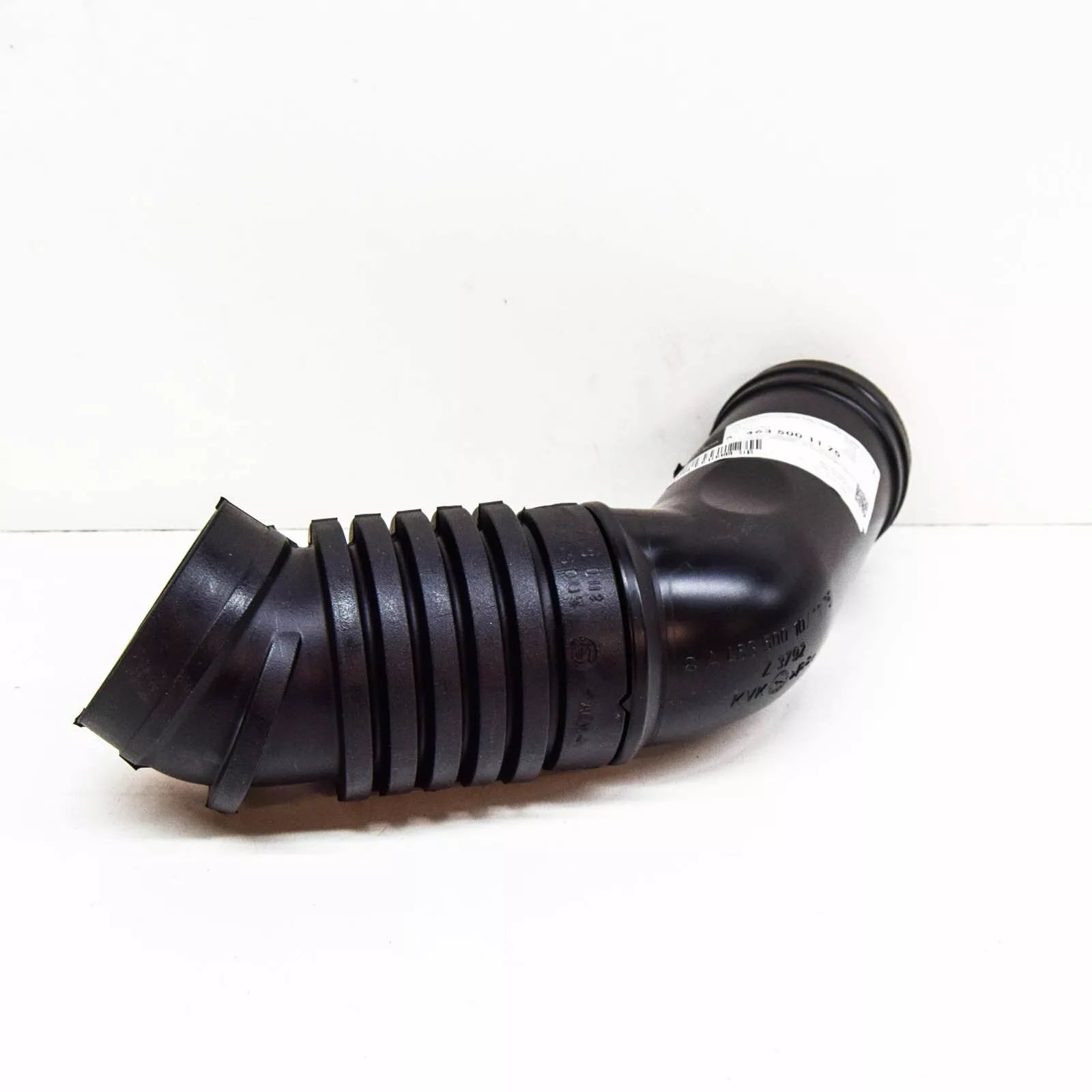 NEW MERCEDES BENZ G W463 RIGHT AIR INTAKE HOSE TUBE A4635001175