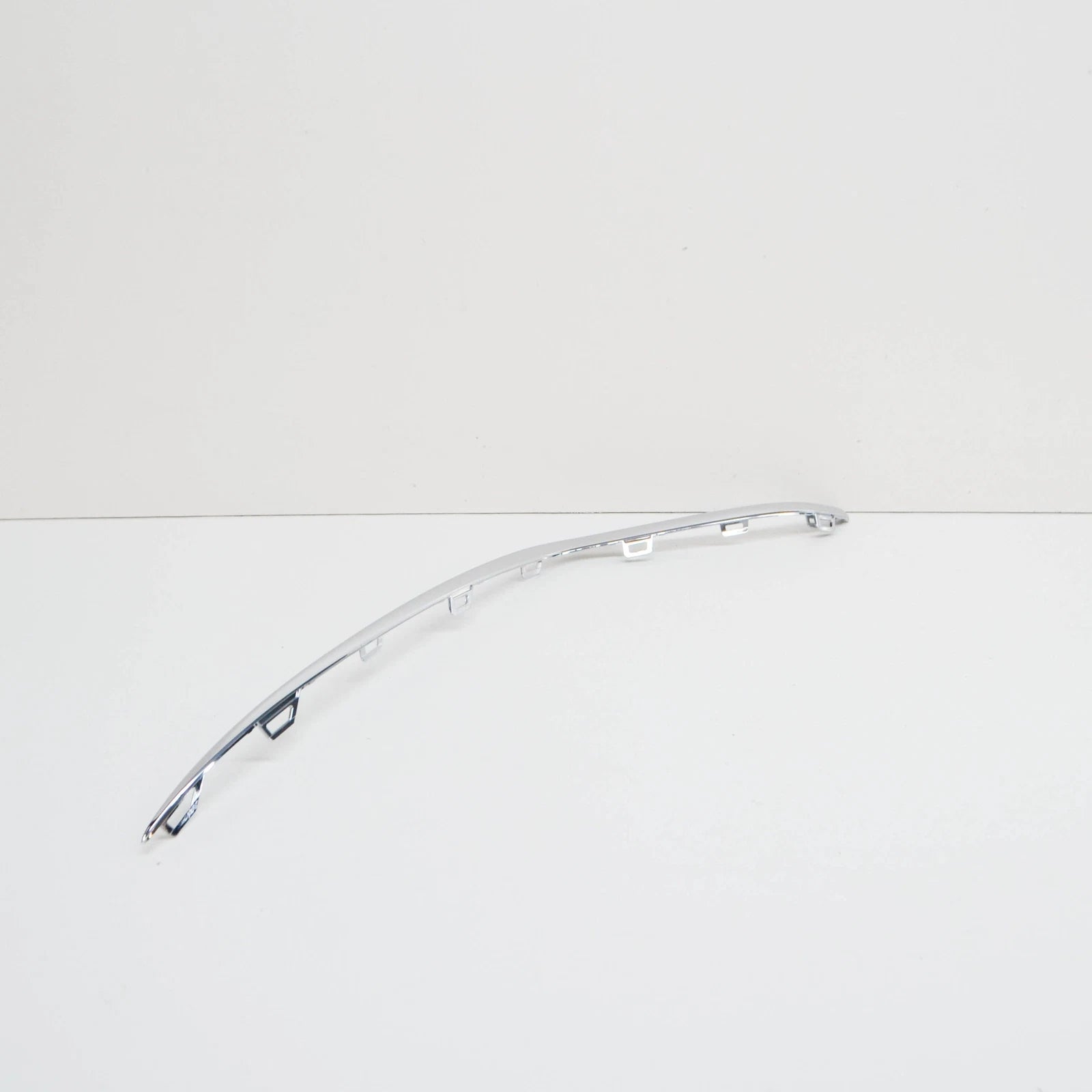 NEW MB GLE W167 FRONT BUMPER LEFT LOWER TRIM STRIP A1678856803 ORIGINAL