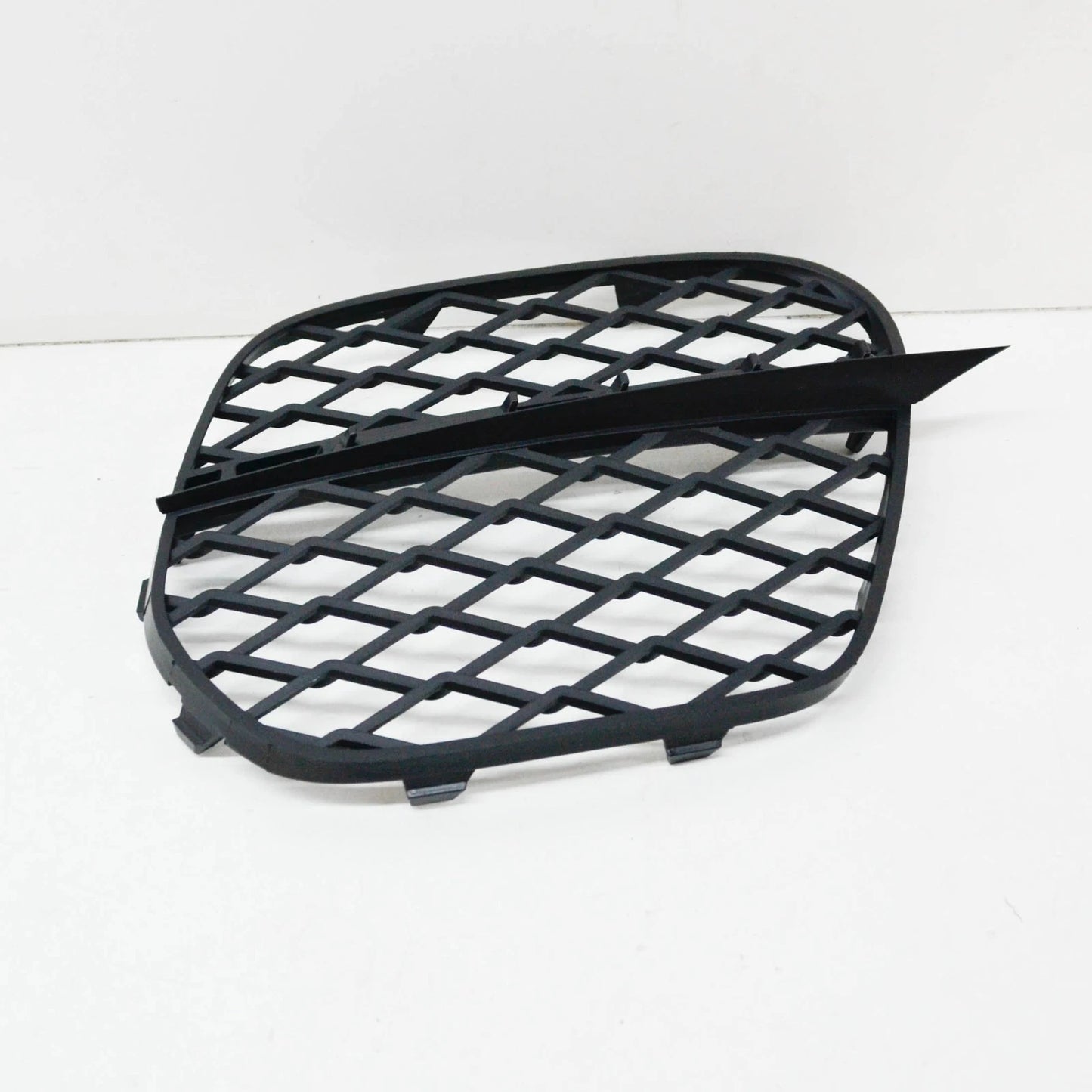 NEW BMW X5 E70 FRONT RIGHT GRILLE 51117222858 7222858 ORIGINAL