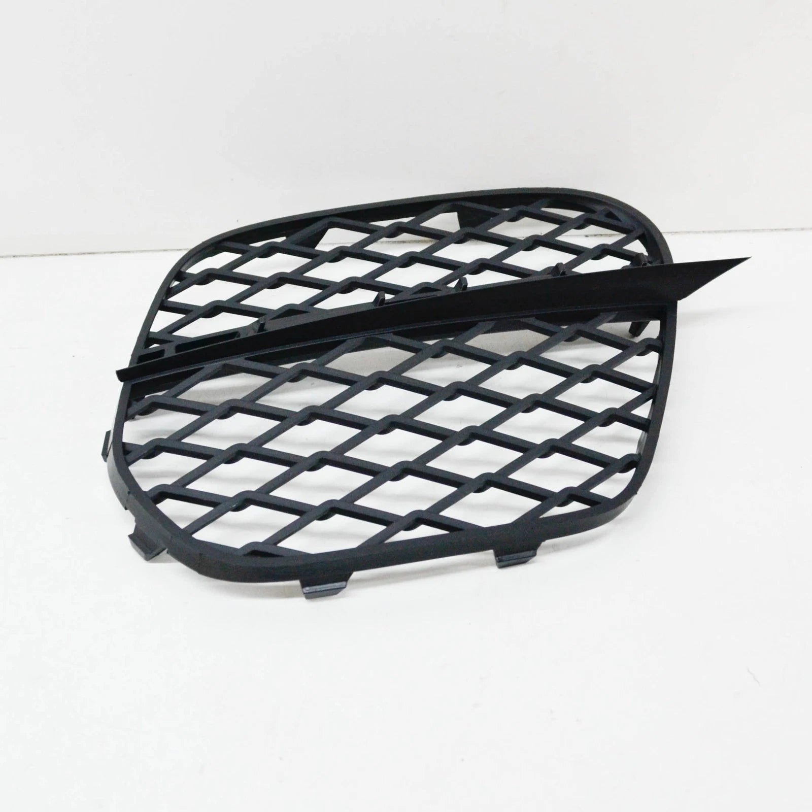 NEW BMW X5 E70 FRONT RIGHT GRILLE 51117222858 7222858 ORIGINAL