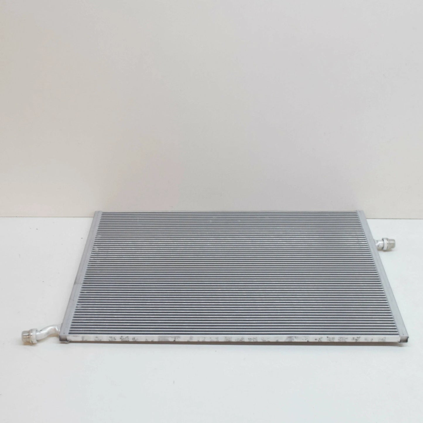 NEW MB C W205 LOW TEMPERATURE WATER COOLER RADIATOR A0995002003 ORIGINAL