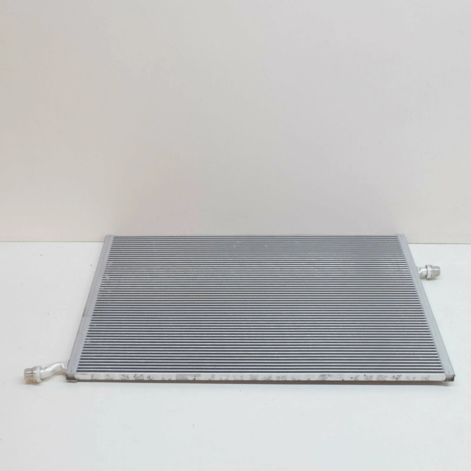 NEW MB C W205 LOW TEMPERATURE WATER COOLER RADIATOR A0995002003 ORIGINAL