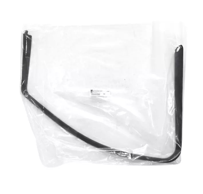 NEW MB VITO W447 FRONT LEFT DOOR WINDOW FRAME TRIM A44772700009051 ORIGINAL