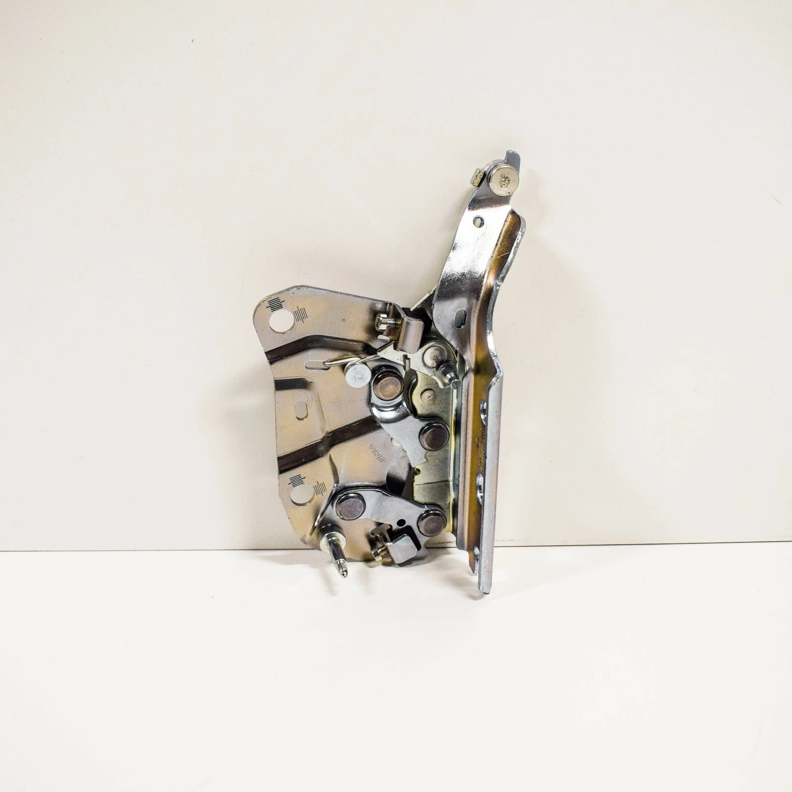 NEW VOLKSWAGEN TOURAN 5T FRONT LEFT BONNET HOOD HINGE 5TA823301D ORIGINAL