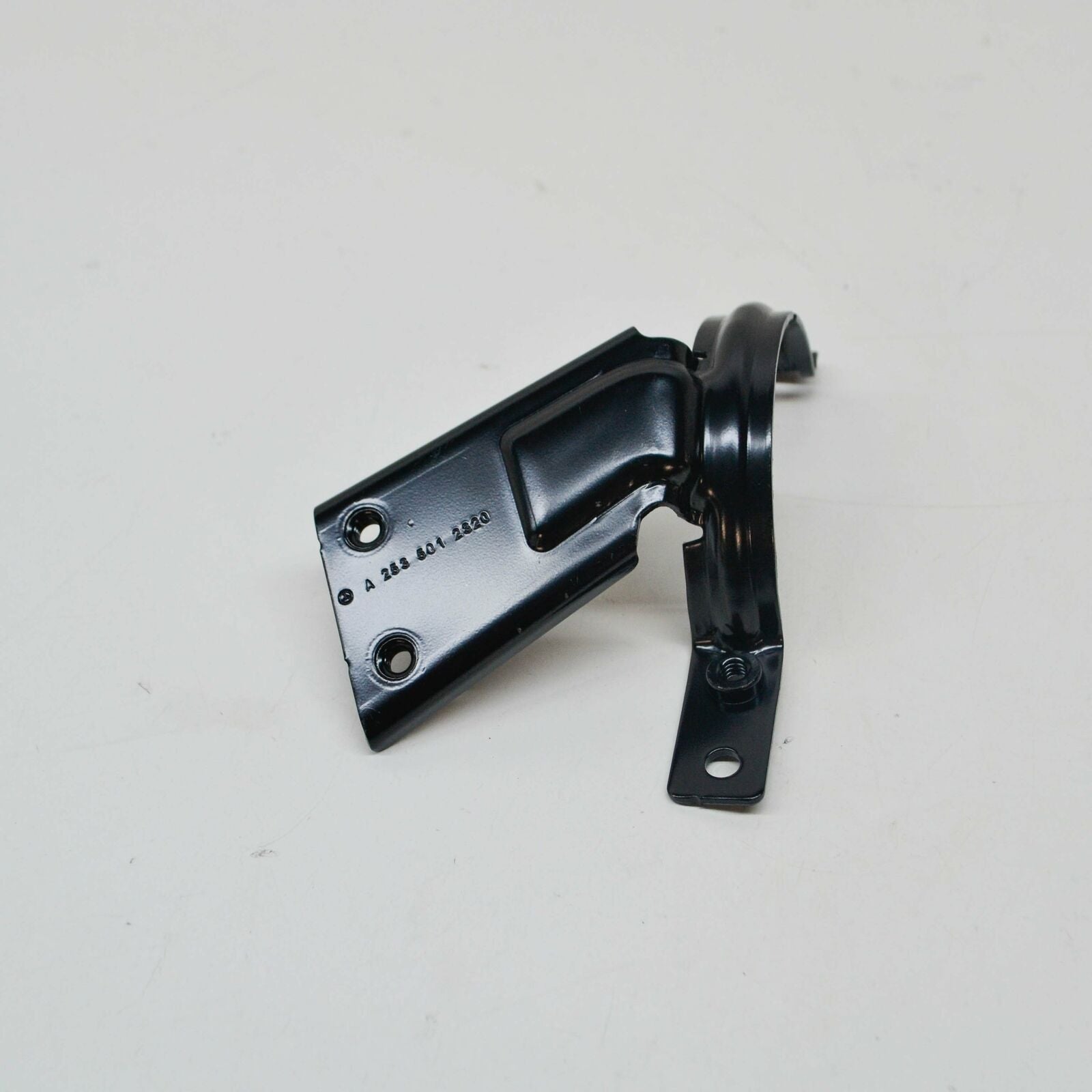 NEW MERCEDES-BENZ GLC COUPE C253 REFRIGERANT PUMP HOLDER A2535012320 ORIGINAL