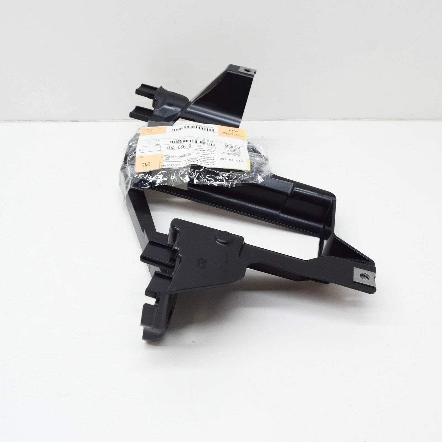 NEW BMW X5 E53 FRONT LEFT HEADLIGHT BRACKET 63126927797 6927797 ORIGINAL