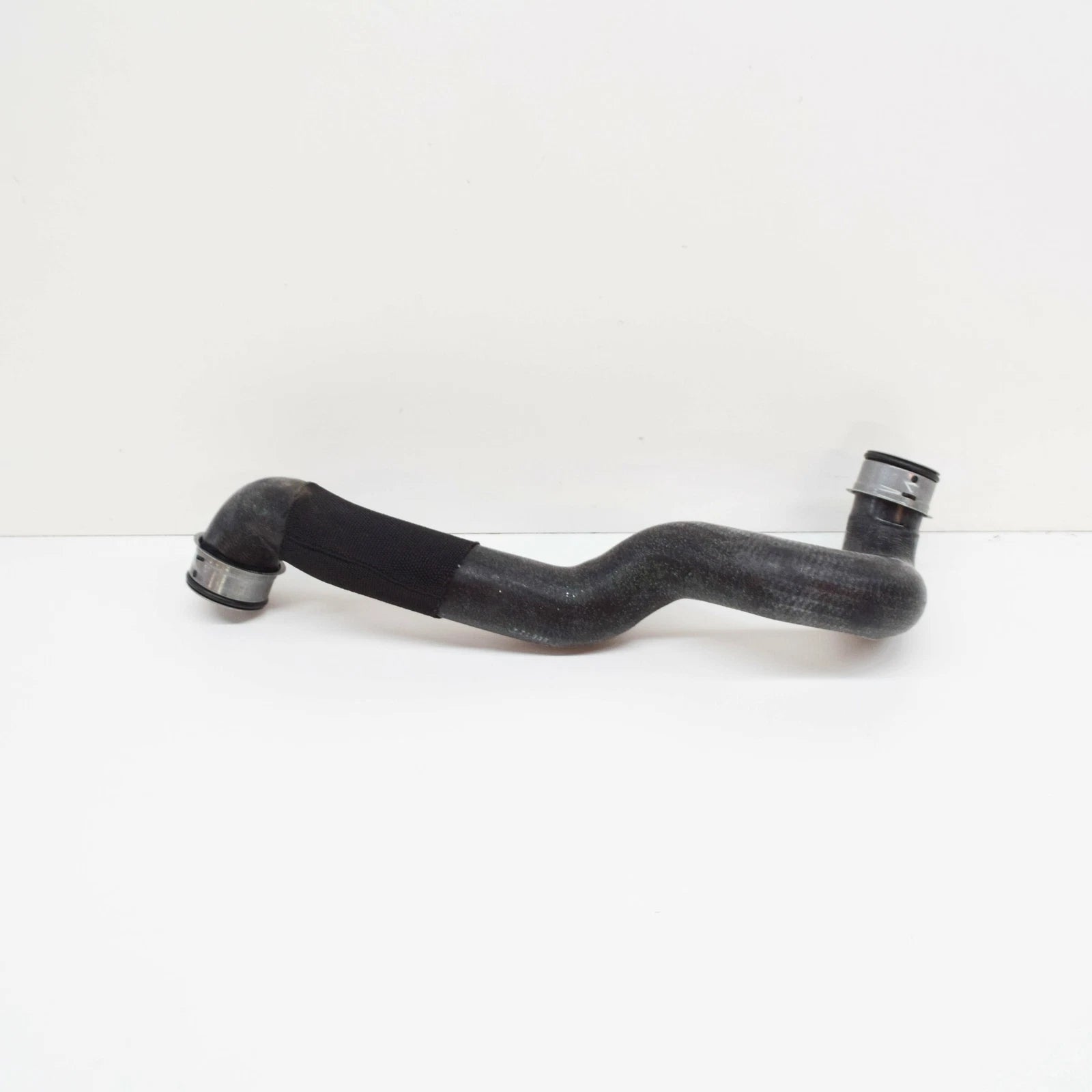 NEW MERCEDES-BENZ CLK C209 RADIATOR TOP HOSE A2095013082