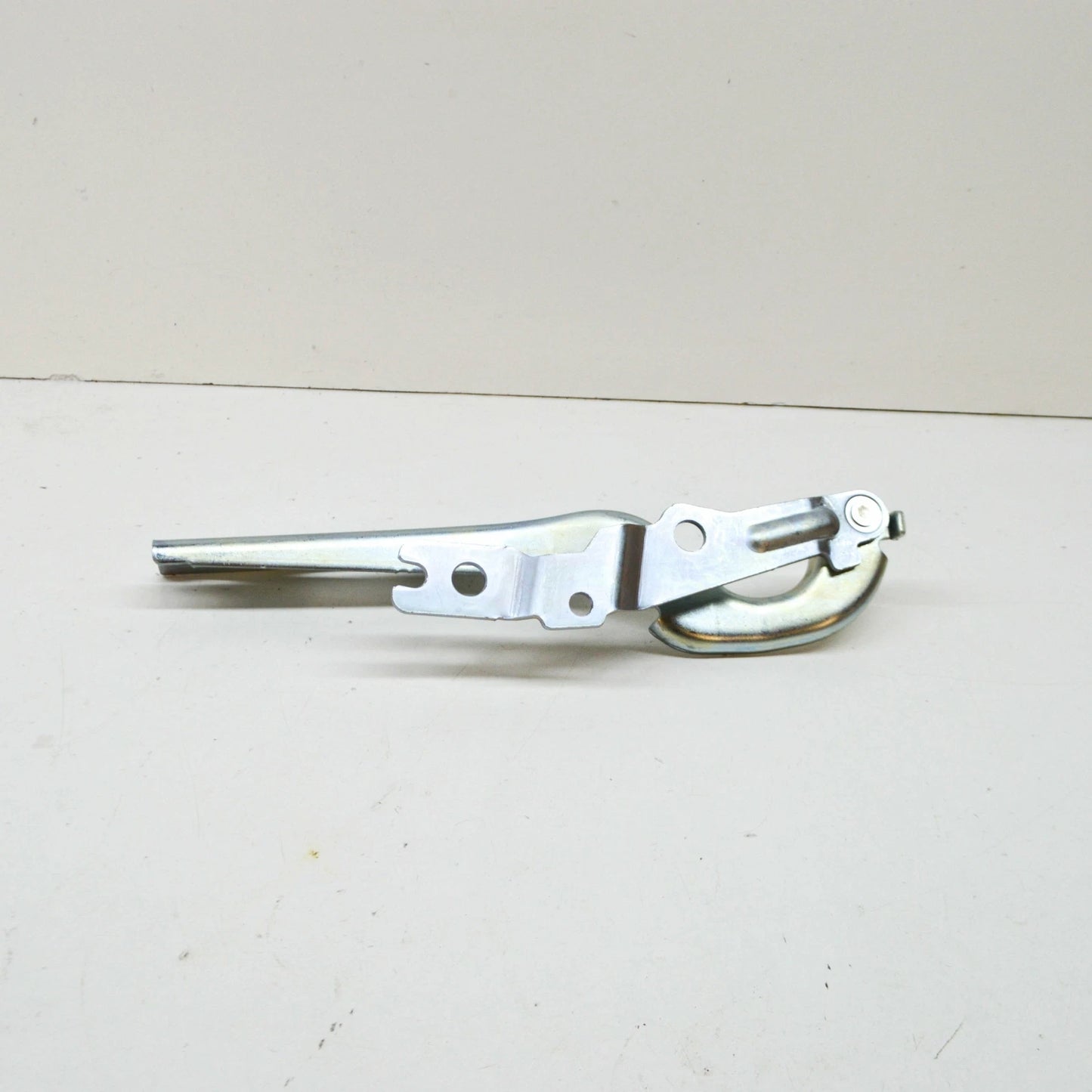 NEW VOLKSWAGEN POLO AW FRONT LEFT BONNET HOOD HINGE 2G0823301G