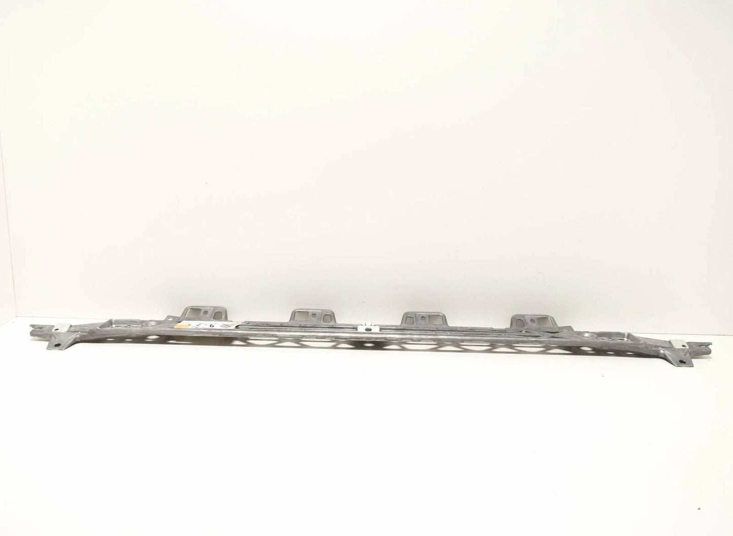 NEW BMW I8 I12 FRONT BODY CROSSLINK 51647336229 ORIGINAL