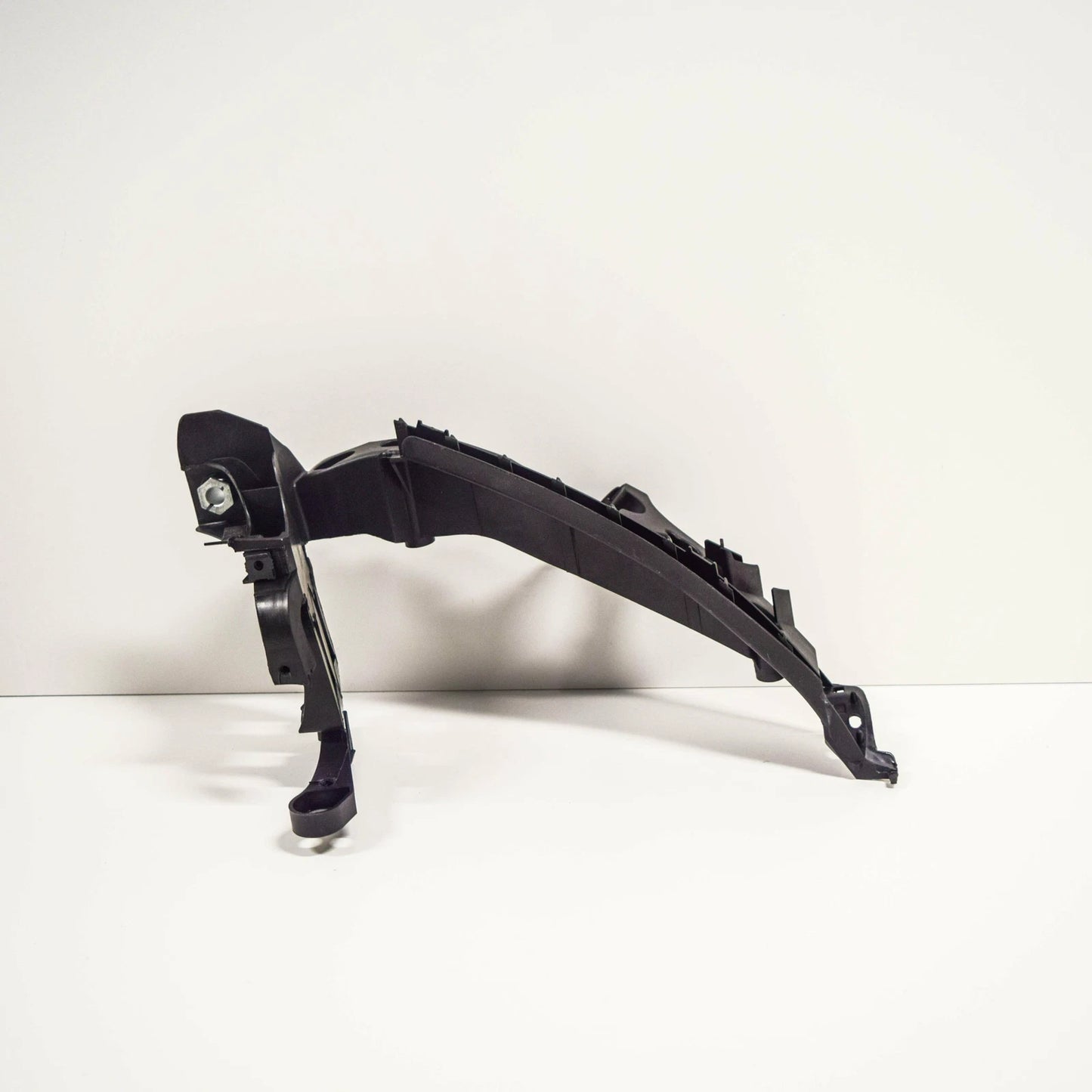 NEW AUDI A4 B8 RIGHT HEADLIGHT BRACKET HOLDER 8K0805608C