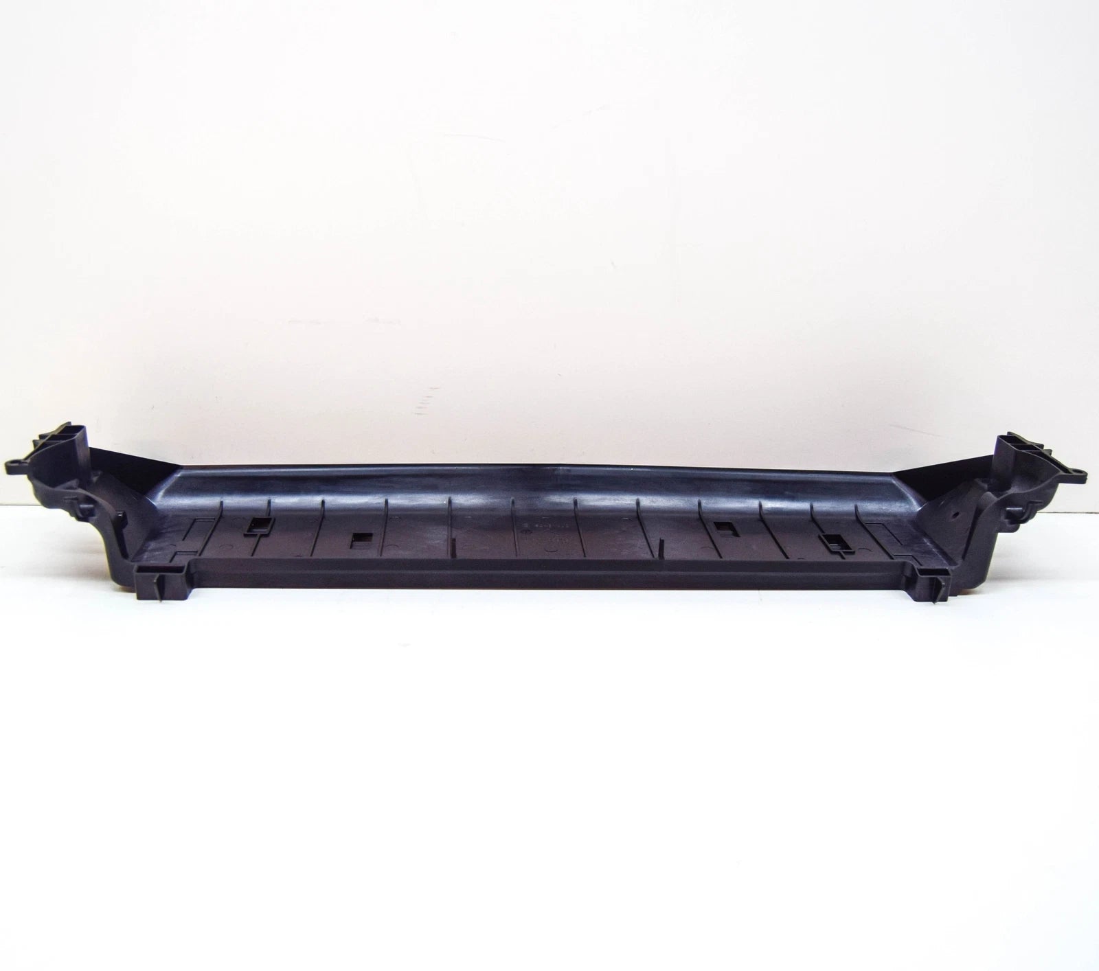 NEW BMW X5 E70 INTERCOOLER RADIATOR MOUNT 3.0D 17117795909 ORIGINAL