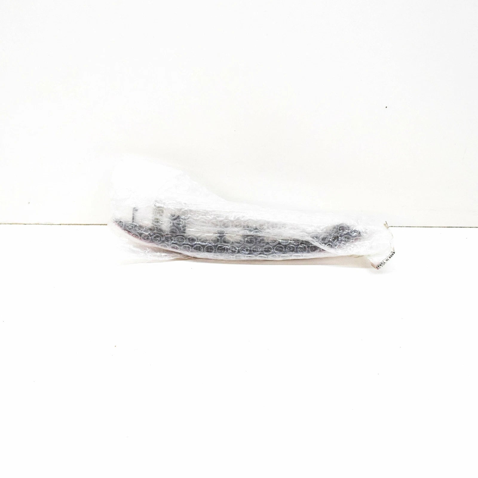 NEW AUDI A5 CABRIO 8W6 REAR RIGHT BUMPER REFLECTOR 8W6945106A ORIGINAL