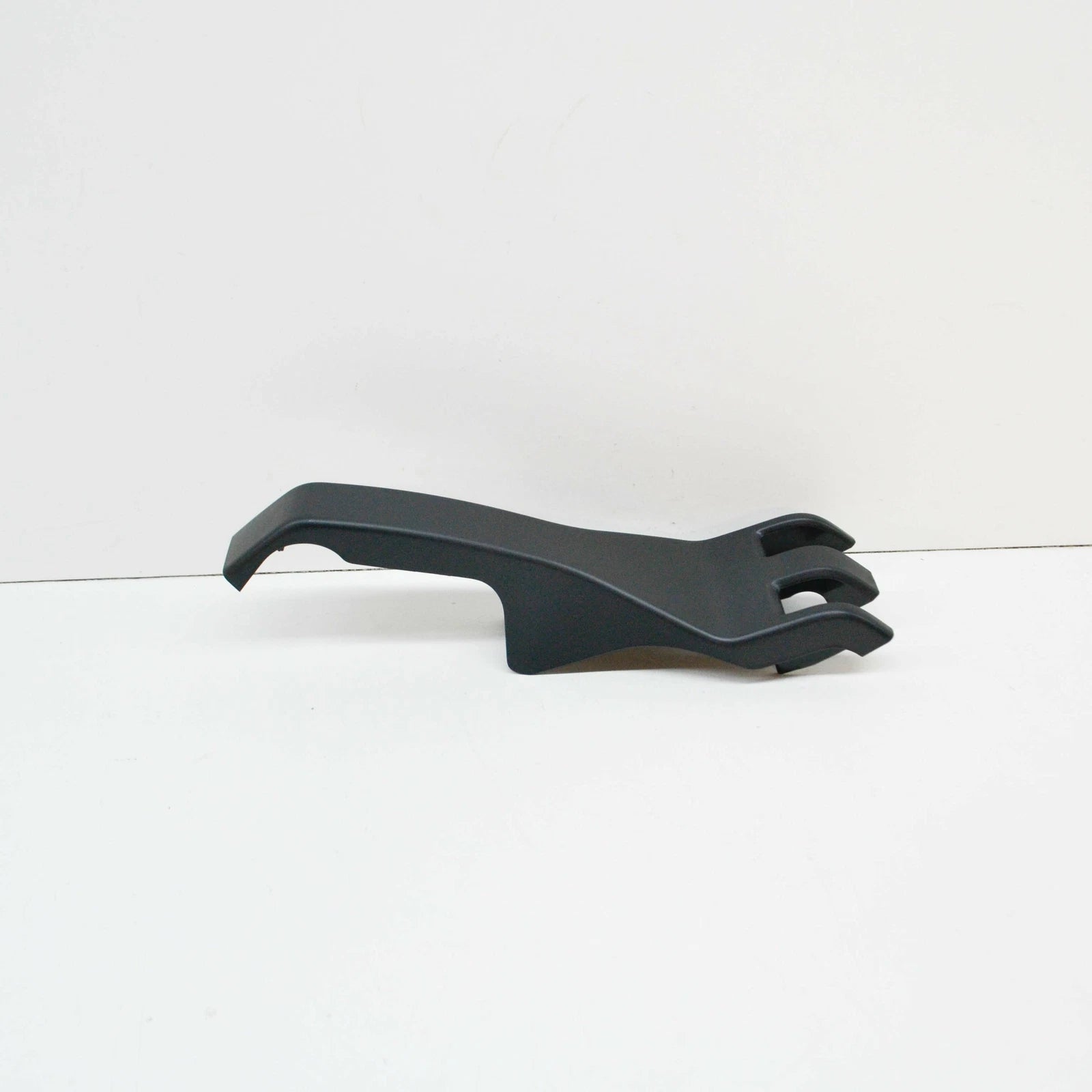 NEW VOLKSWAGEN BEETLE A5 REAR CENTER SEAT COVER TRIM 1K8885879A82V