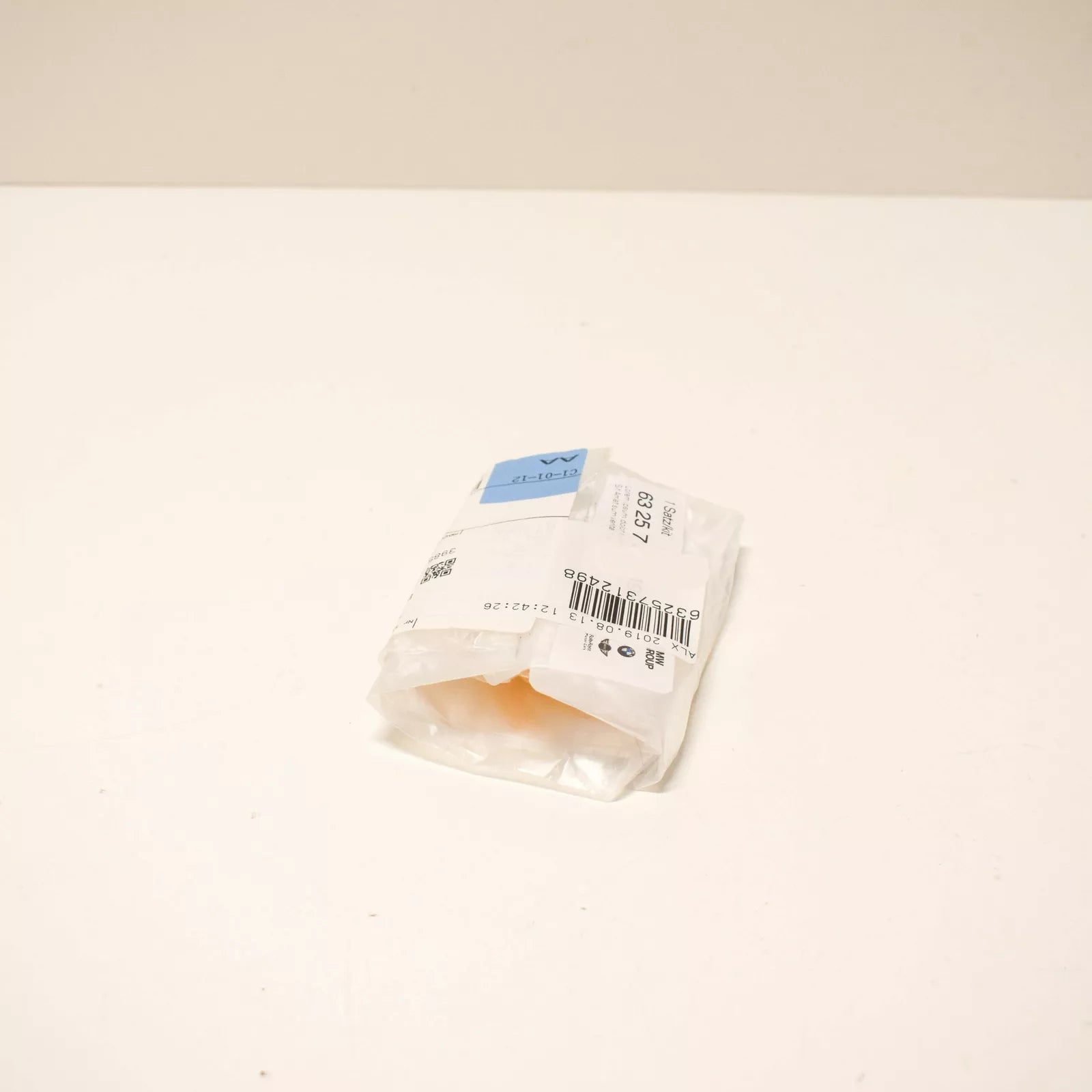 NEW BMW 3 F30 SEDAN FIXING KIT CLIPS 63257312498 7312498 ORIGINAL