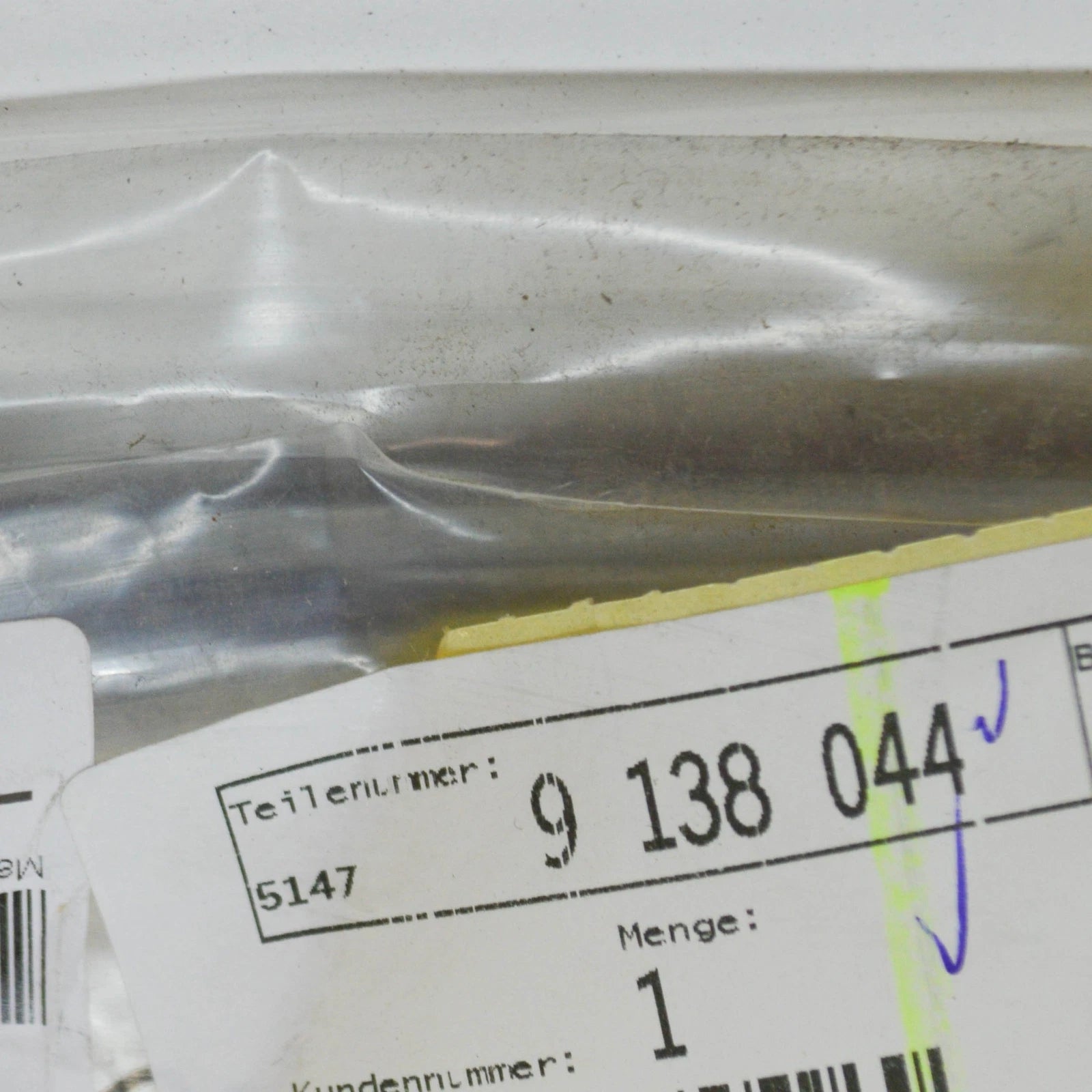 NEW BMW X5 E70 ROLLER BLIND PULL-OUT BAR 51479138044 ORIGINAL