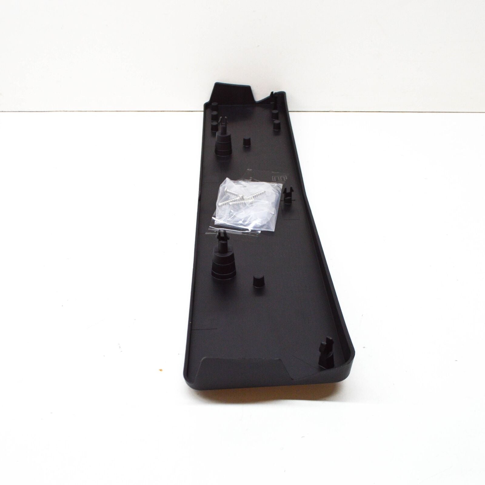 NEW MERCEDES-BENZ GLC X253 NUMBER PLATE BRACKET A2538802100 ORIGINAL