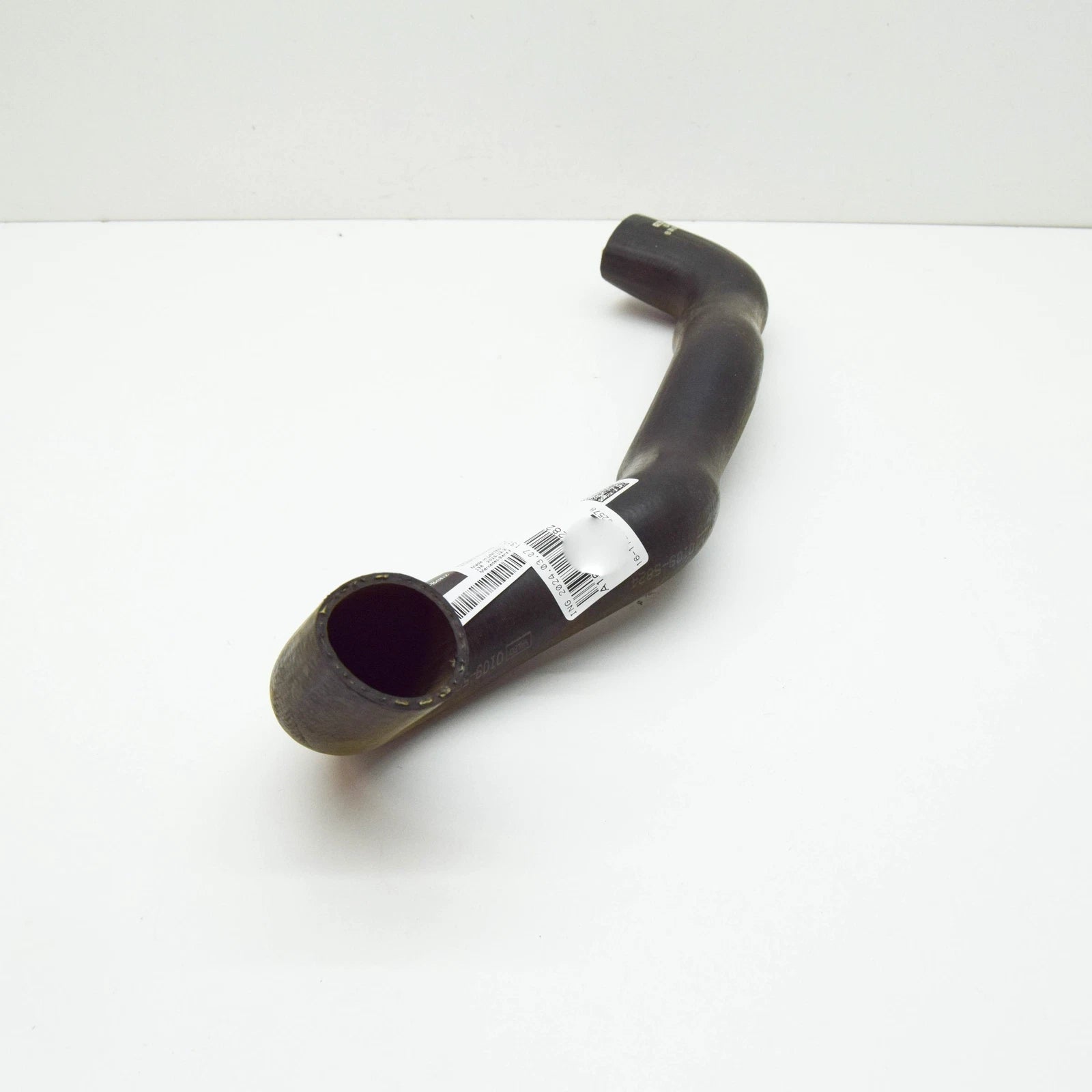 NEW MERCEDES-BENZ M-CLASS W163 UPPER RADIATOR HOSE A1635012282 ORIGINAL