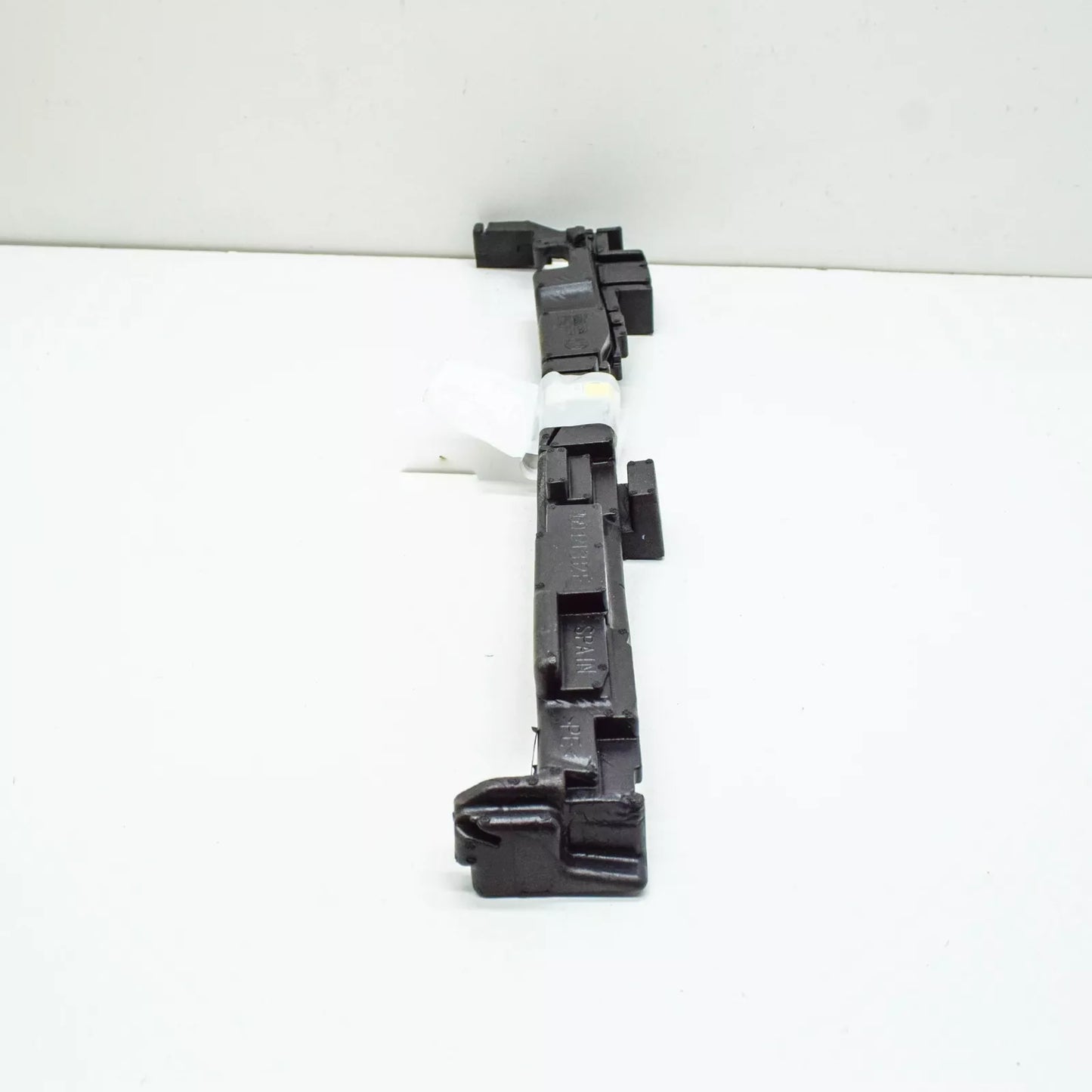 NEW VOLKSWAGEN POLO AW RADIATOR SEALING STRIP 2G0121332E ORIGINAL