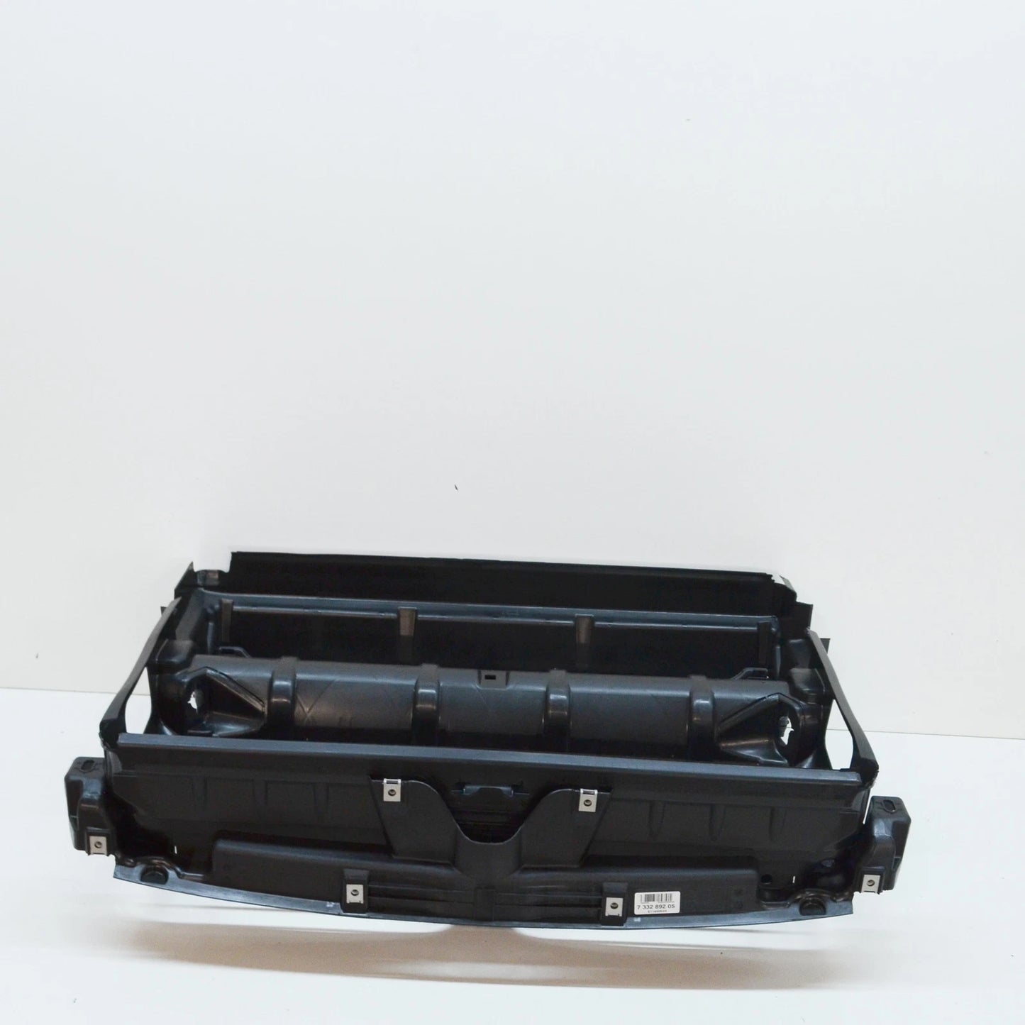 NEW BMW 5 F10 RADIATOR CORE AIR DUCT 51647332892 ORIGINAL