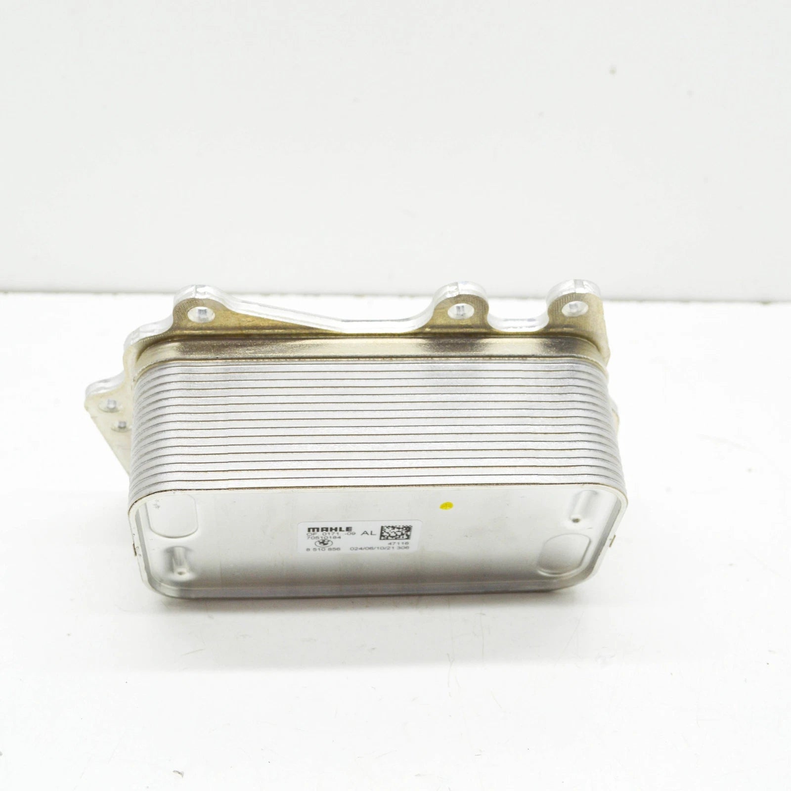 NEW BMW 5 F10 ENGINE OIL COOLER 8510856 11428510856 ORIGINAL